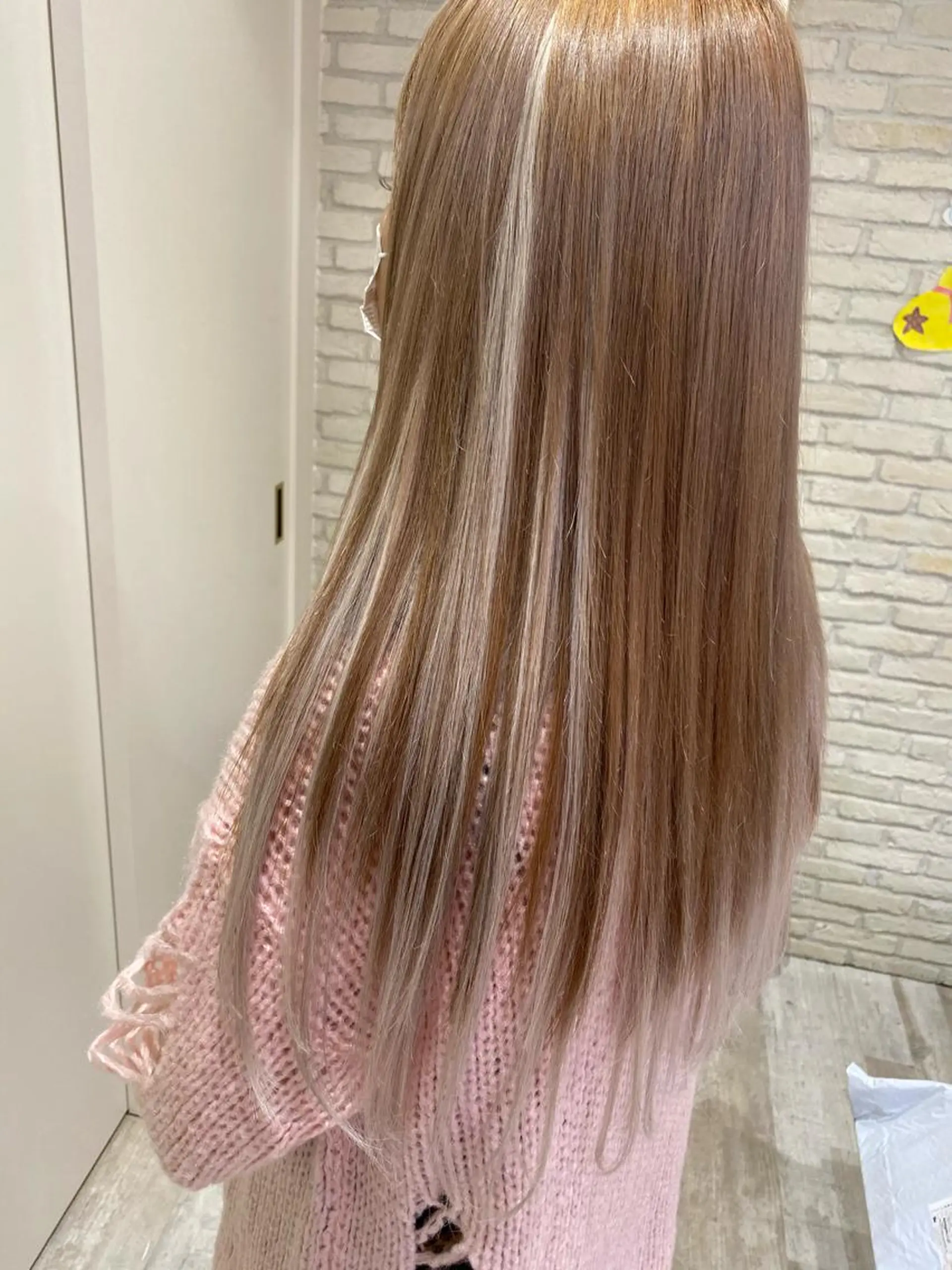 横浜🍒ルーツカラー エクステ／RIEのヘアスタイル