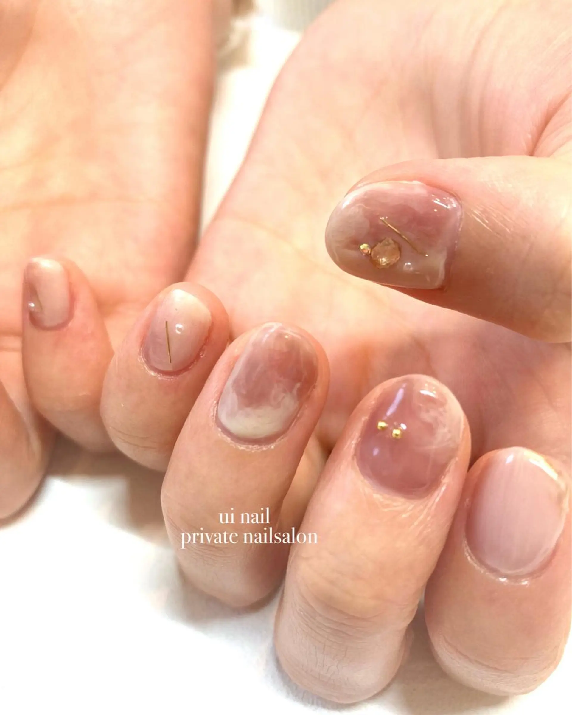 ネイル 持ち込み ニュアンスネイル uinail mariのネイルデザイン