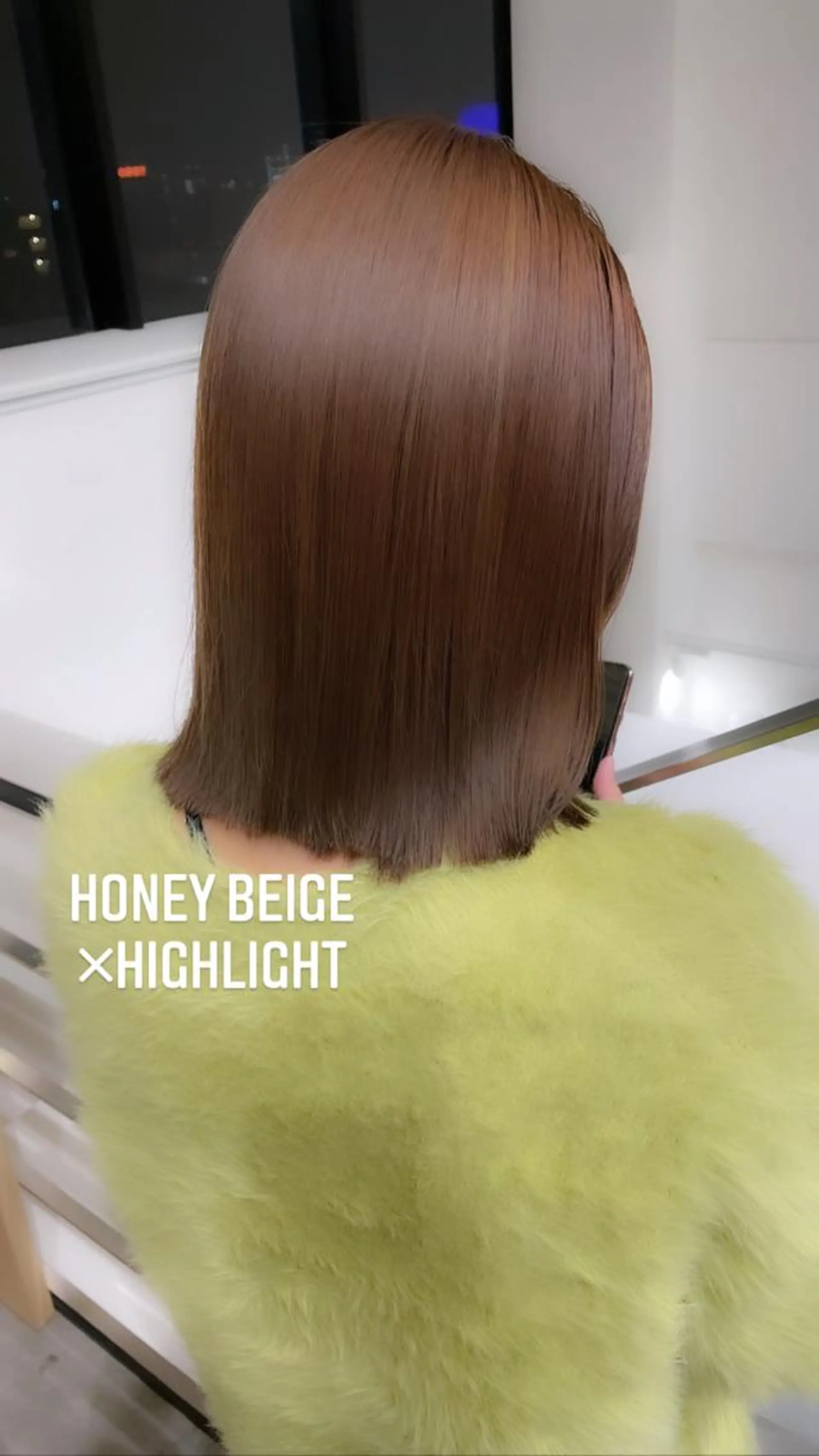 ショート カラー ヘアアレンジ アイブロウ ミニボブ/ブリーチ 🌈MISATOのヘアスタイル