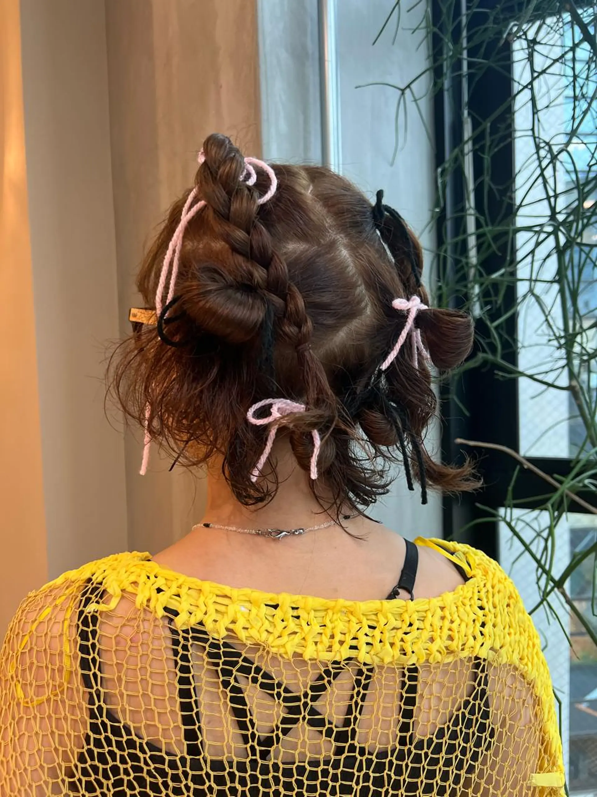ミディアム レイヤーカット NERO加藤木麻彩のヘアスタイル
