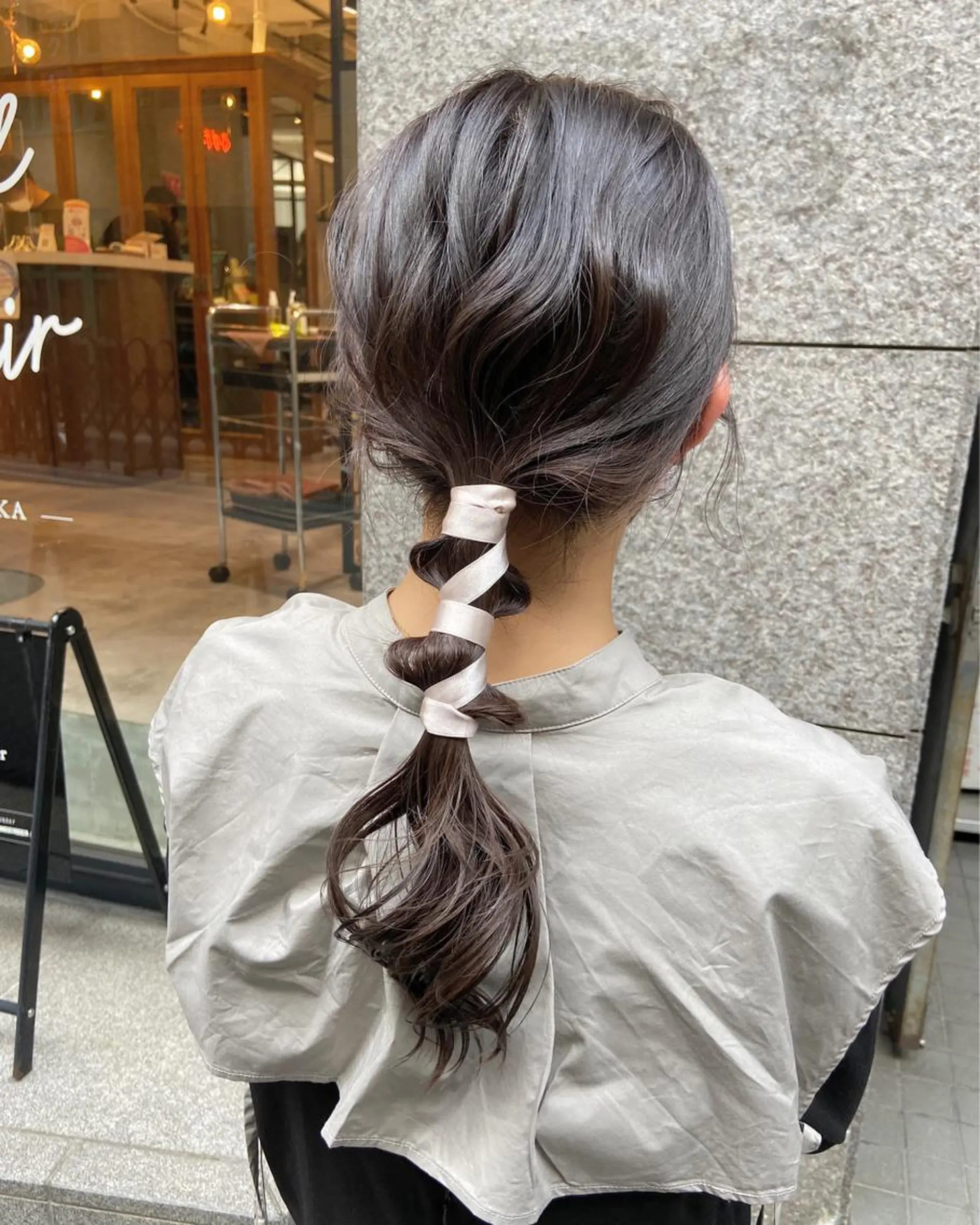 ロング カラー グレージュ ヘアセット THINK SHOP sakiのヘアスタイル