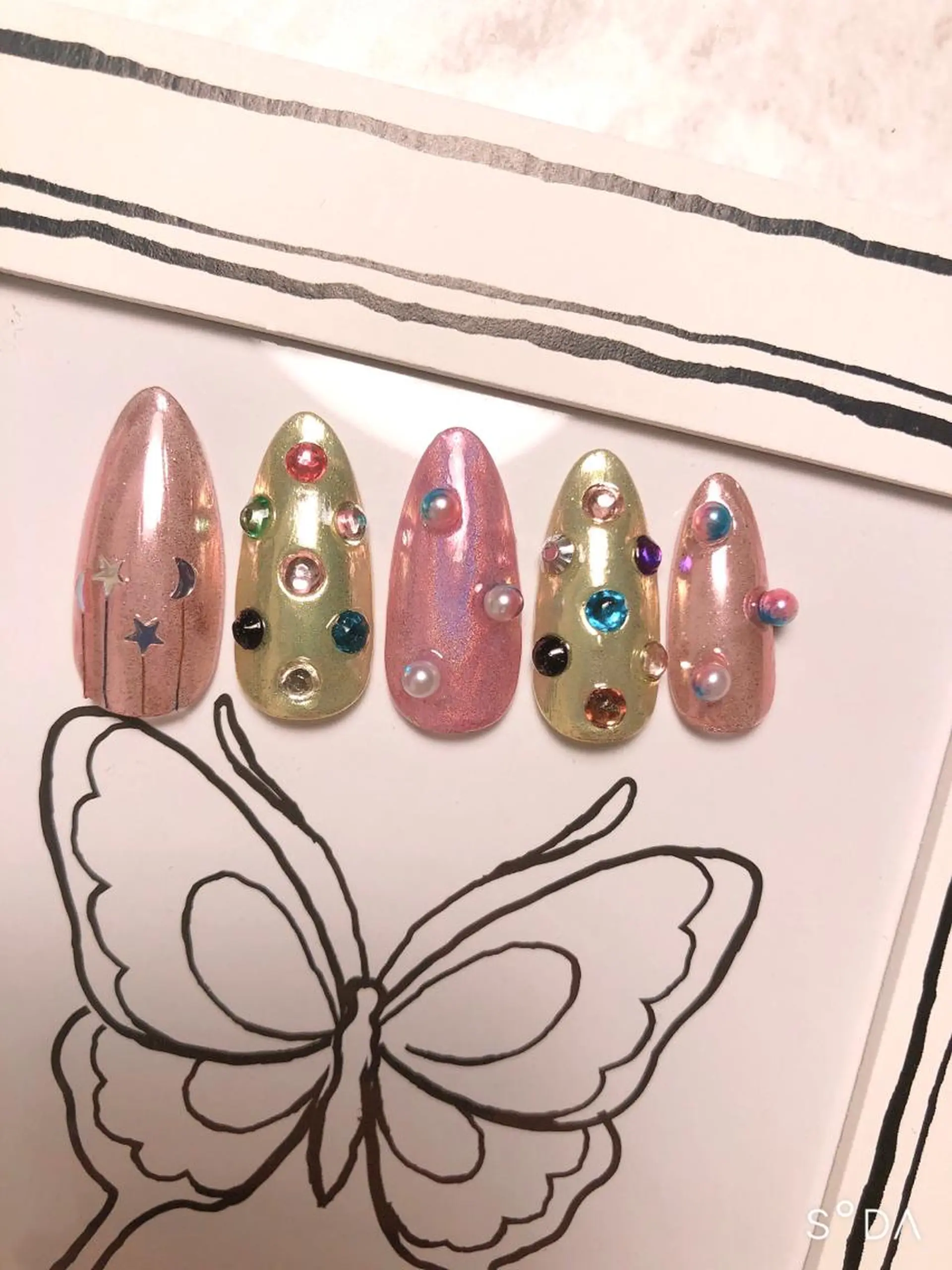 ネイル 🍭Kiara Nail🍭のネイルデザイン