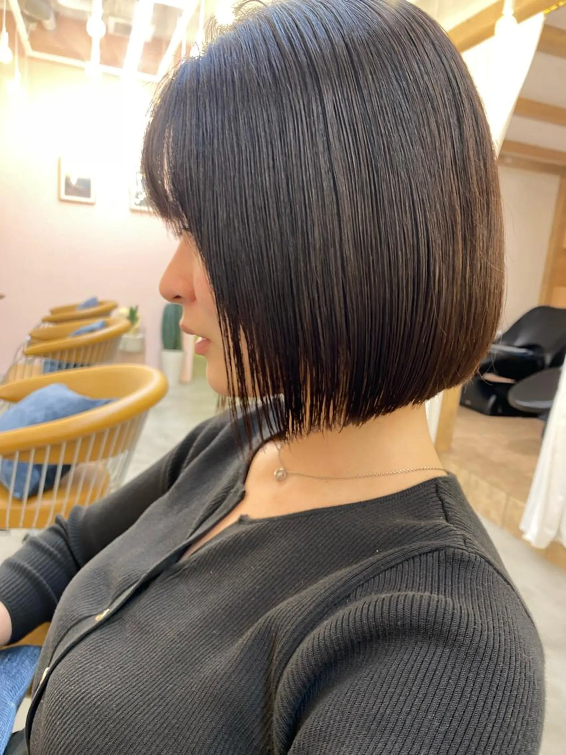 ショート カット トリートメント 顔周り/ブリーチなし /縮毛矯正🫧伊勢のヘアスタイル