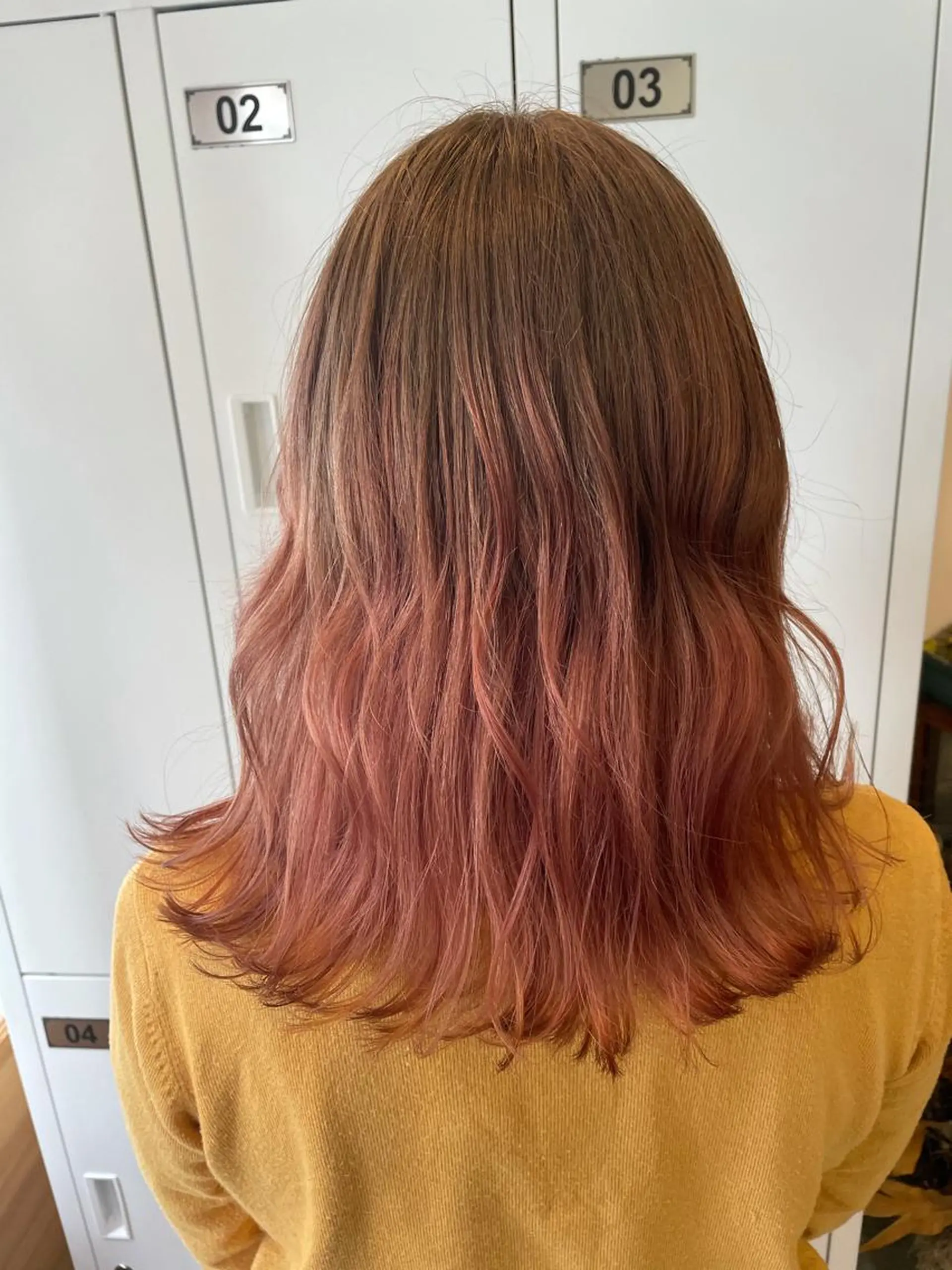 ミディアム カラー グラデーションカラー ピンクカラー ヘアカラー 中目黒🌼 🌼ハナのヘアスタイル