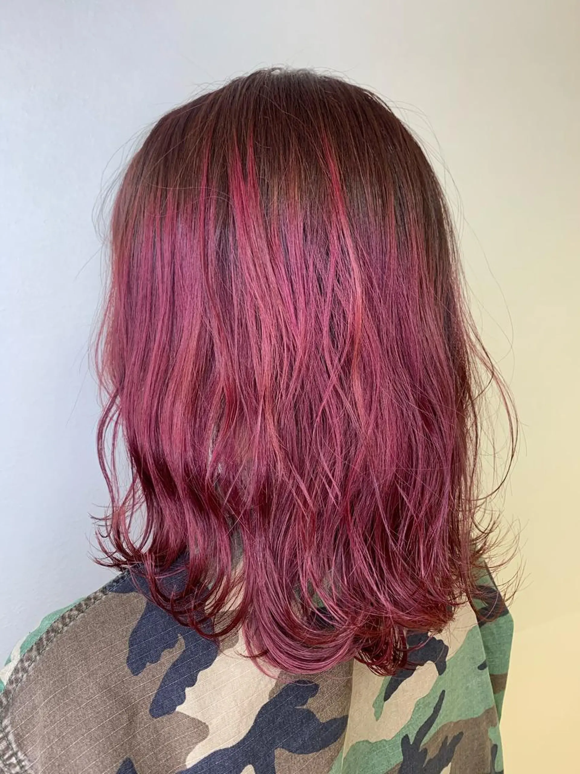 ミディアム カラー ヘアアレンジ ヘアカラー トリートメント 【Sweep】おじま のぞみのヘアスタイル