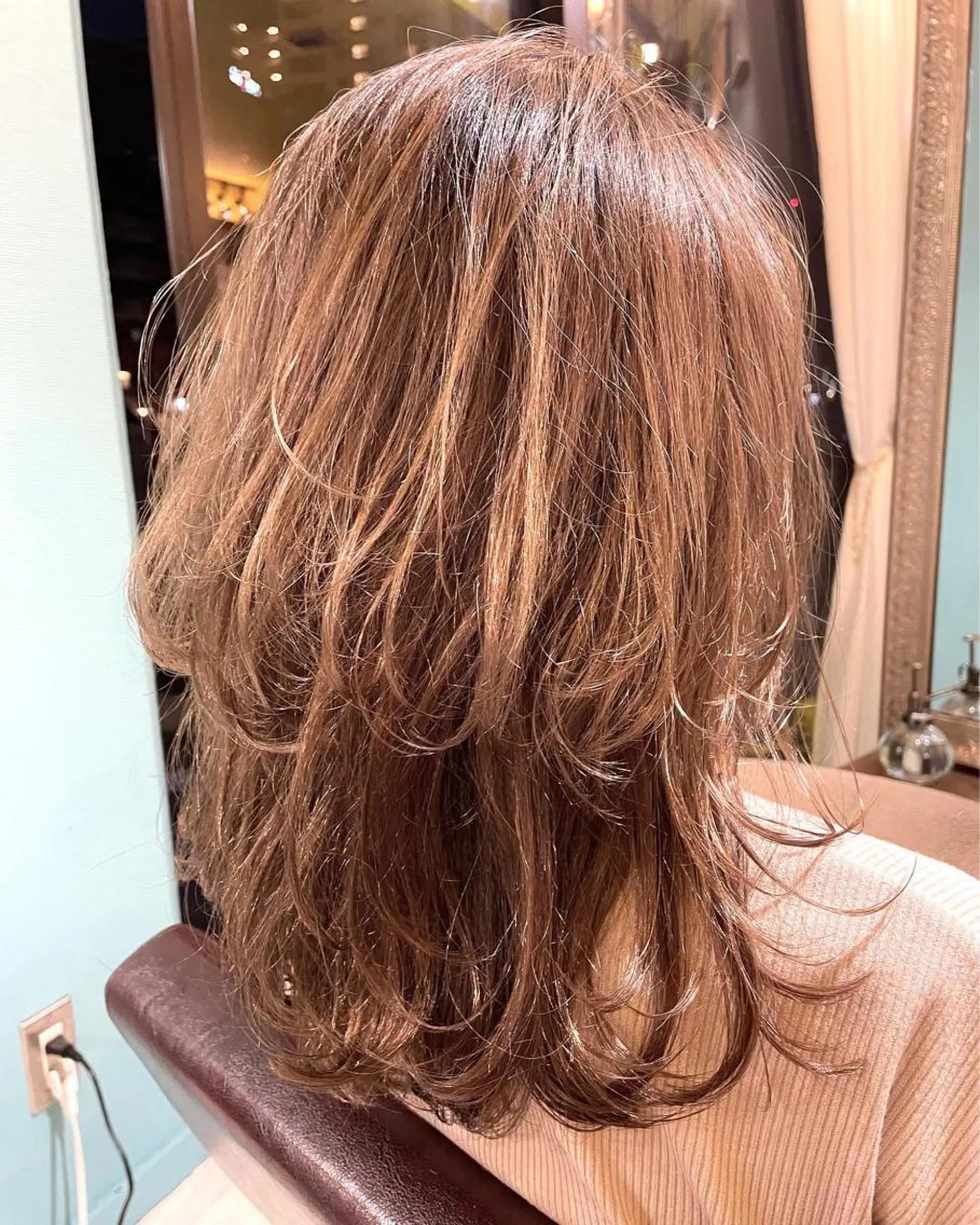ミディアム ヘアカラー トリートメント 末石 智のヘアスタイル