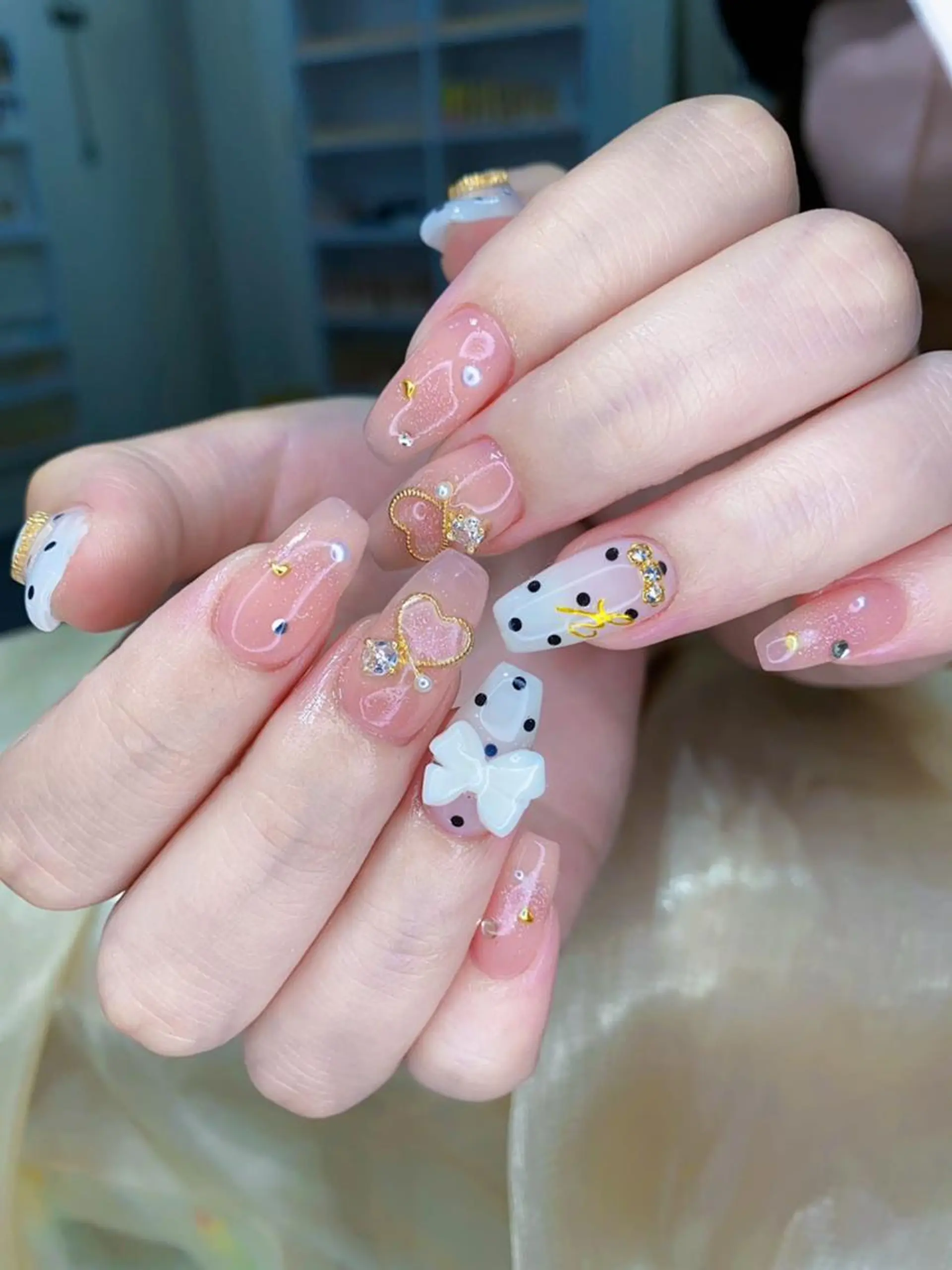 ネイル Queens ひなのネイルデザイン