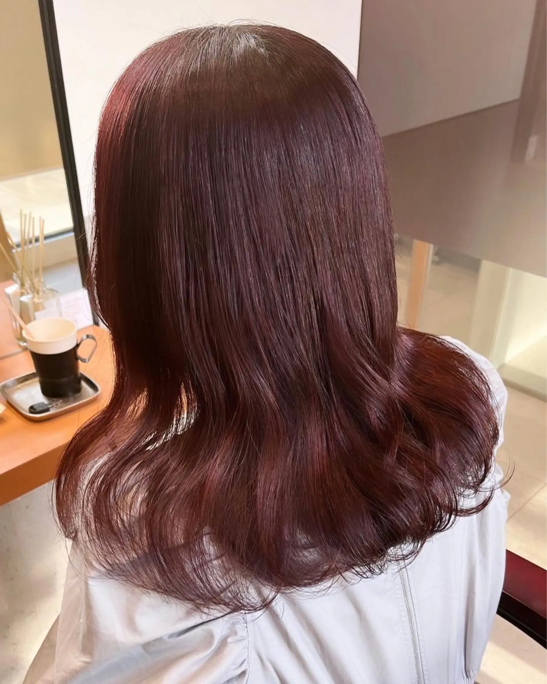 セミロング カラー カット ヘアカラー トリートメント 大人girly🛋️ 🤍yukakoのヘアスタイル