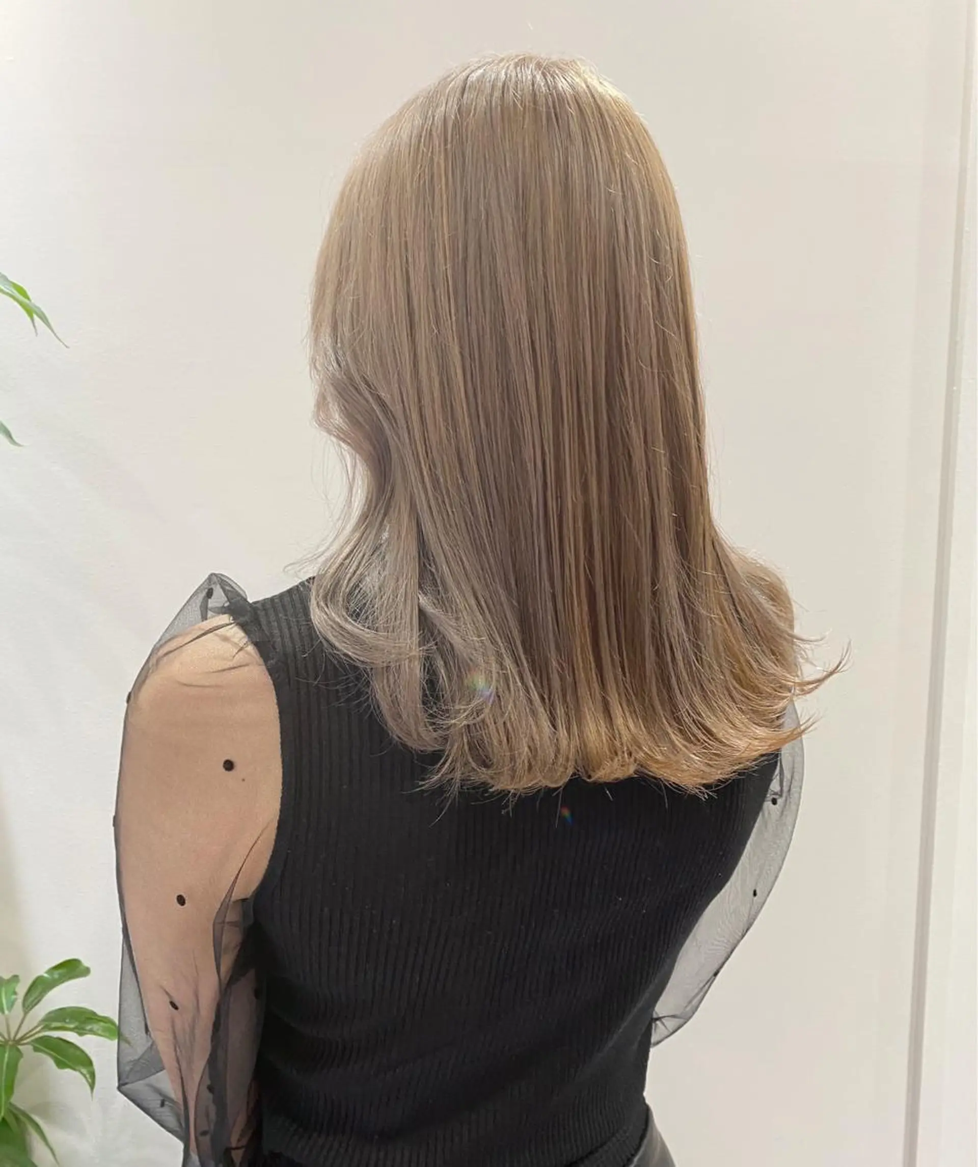 ロング カラー ベージュカラー ハイトーンカラー ヘアカラー トリートメント ブリーチ指名 NO1🌈SAKIのヘアスタイル