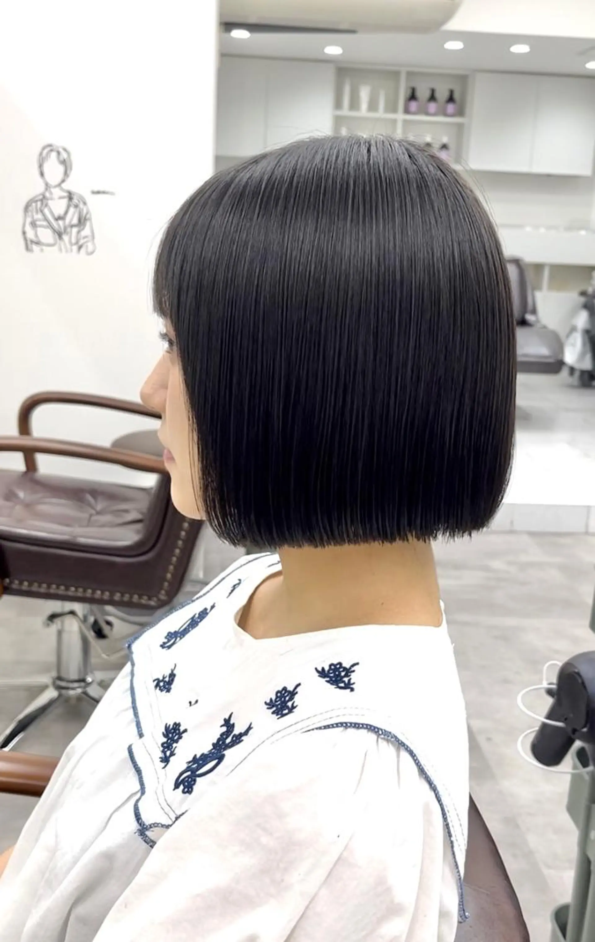 ショート カラー ボブ カット ヘアカラー トリートメント 巻ける髪質改善で美髪 にデザイン✨/よしみのヘアスタイル
