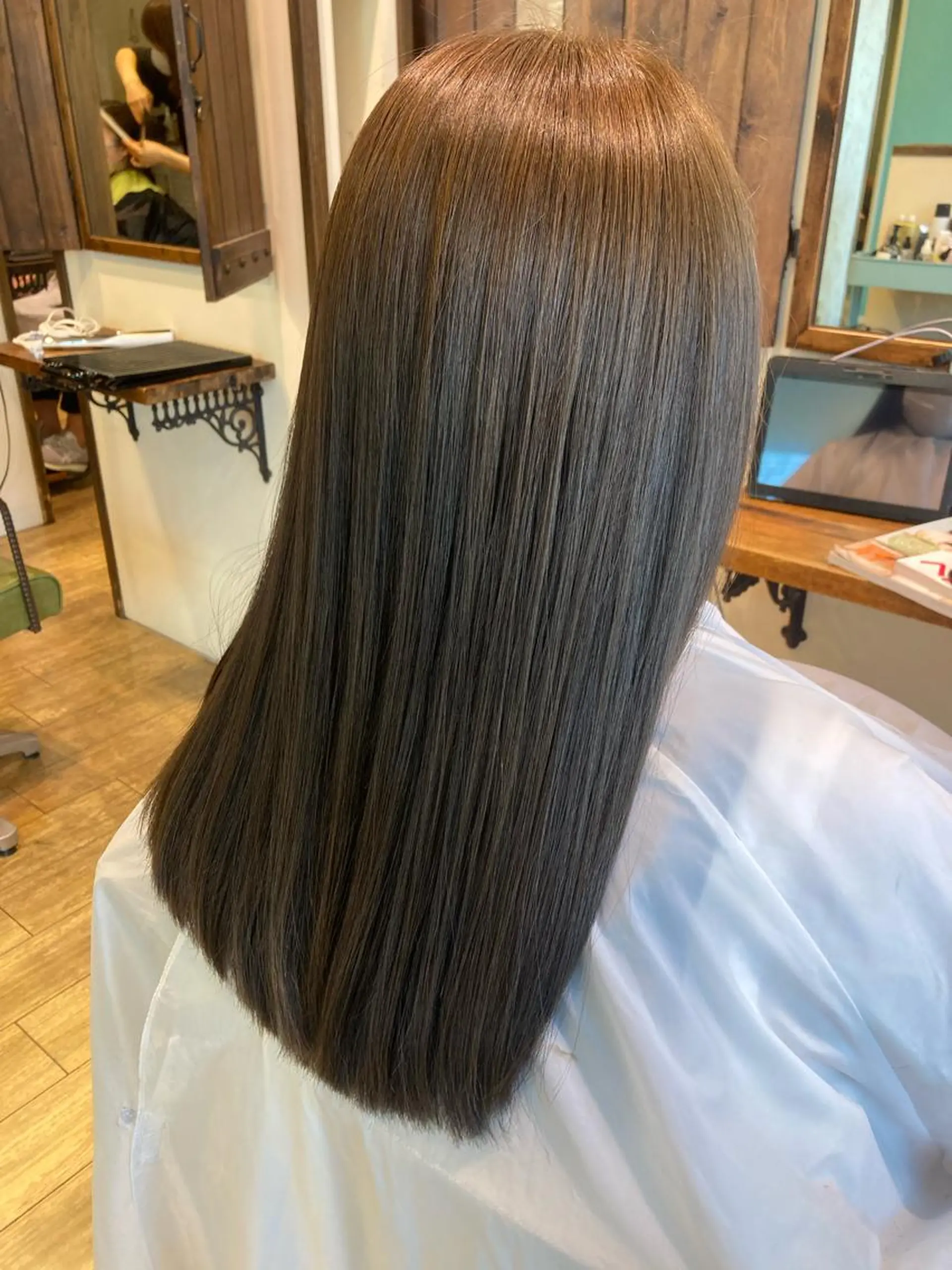 ロング カット 縮毛矯正 トリートメント Dilla所属・mori tomoのヘアスタイル