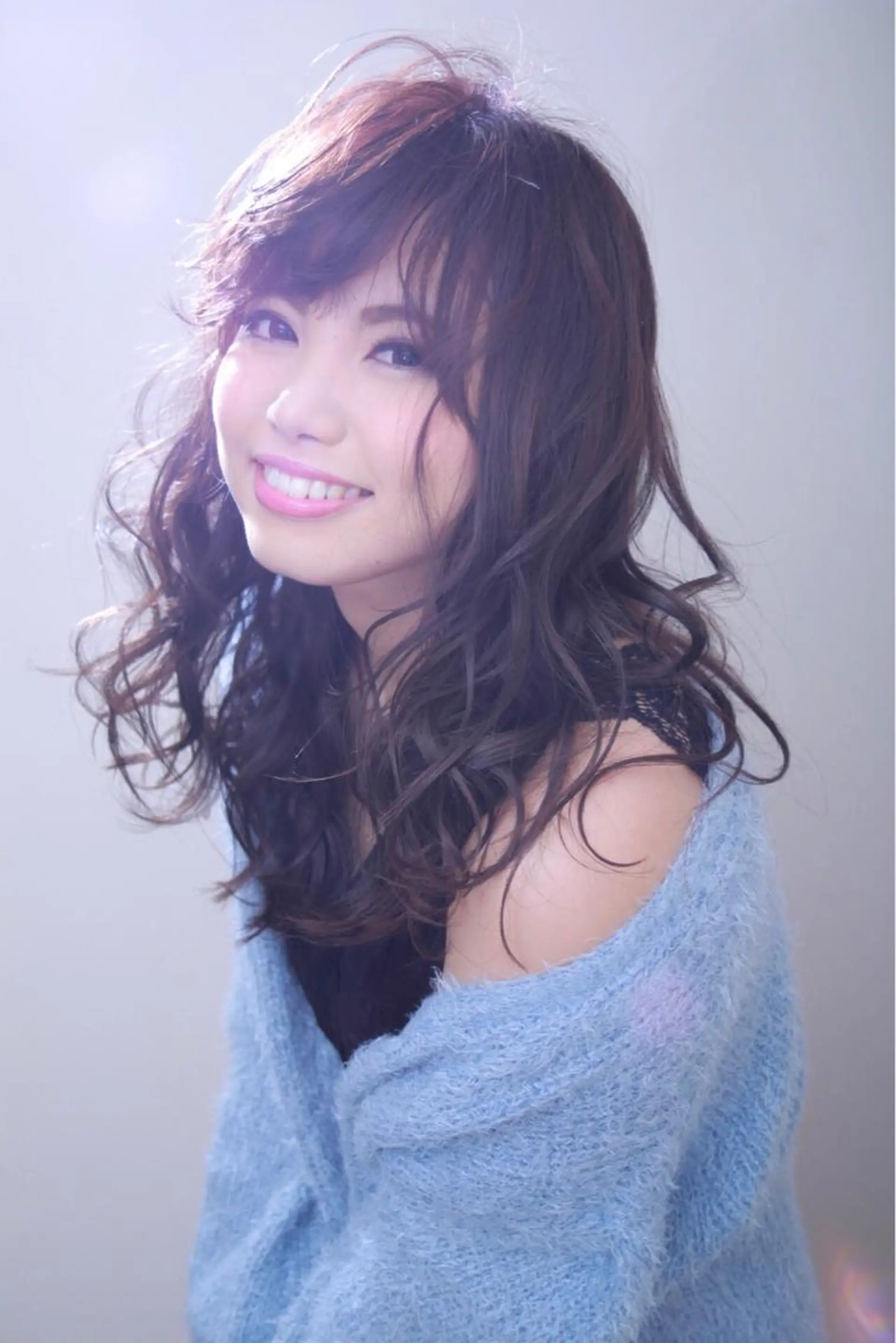 ロング 伊藤 裕貴のヘアスタイル