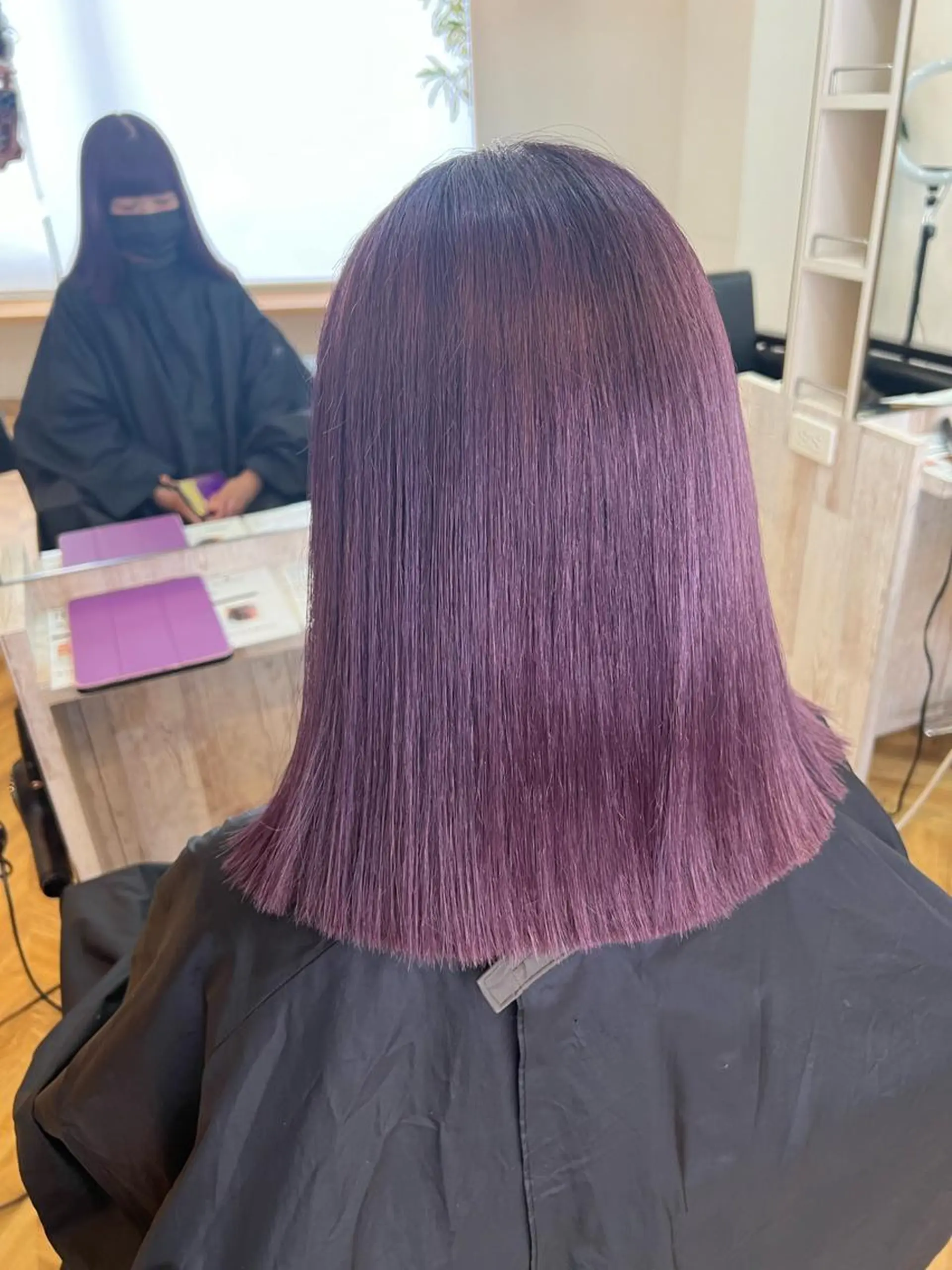 ミディアム カラー ラベンダーカラー ピンクカラー ピンクラベンダー カット ヘアカラー トリートメント ブリーチ特化 梅田本多翔のヘアスタイル