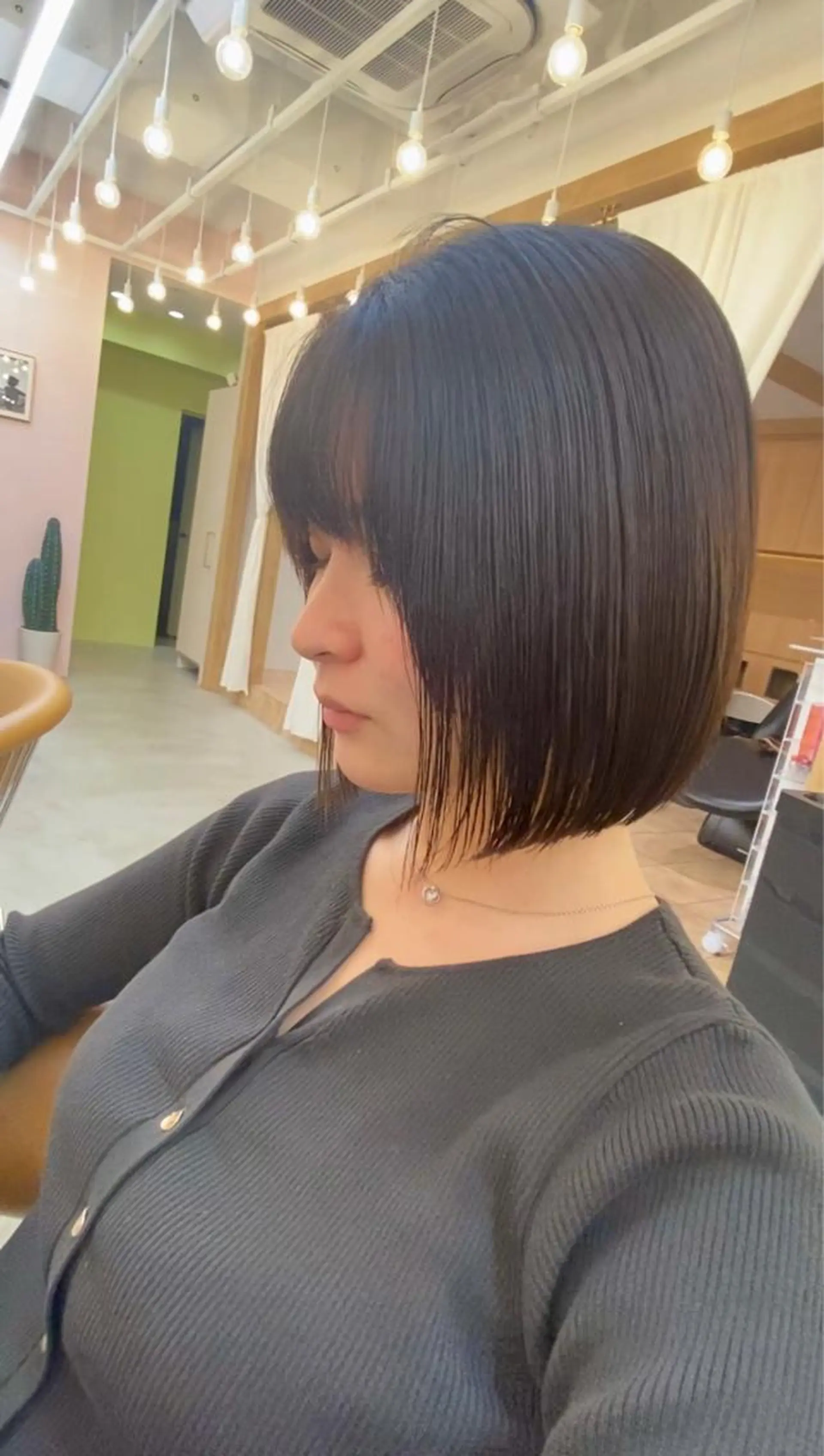 ショート カラー カット 縮毛矯正 トリートメント 顔周り/ブリーチなし /縮毛矯正🫧伊勢のヘアスタイル