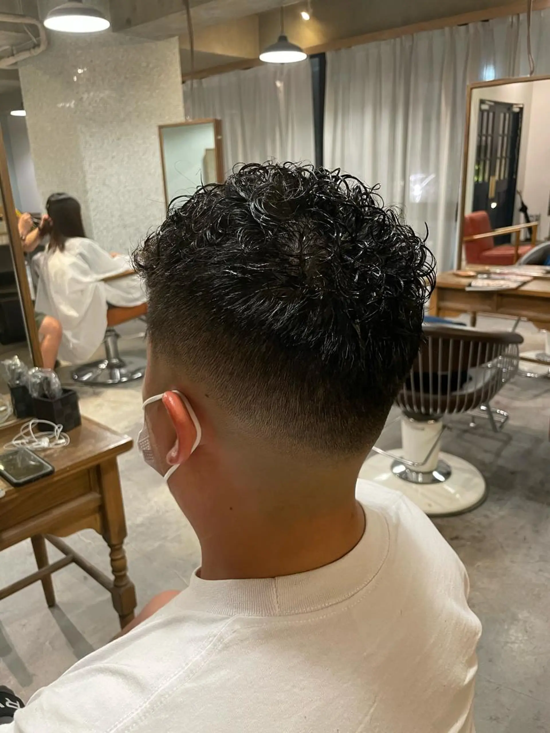 ショート パーマ メンズ フェードカット メンズパーマ ショートヘア ∮フェードスタイル∮ 加藤嘉陛のヘアスタイル