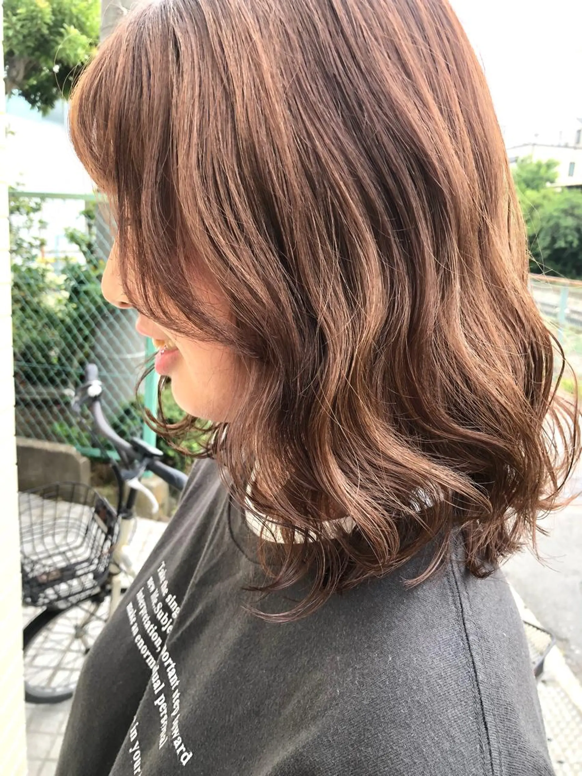 ミディアム Kaede .のヘアスタイル