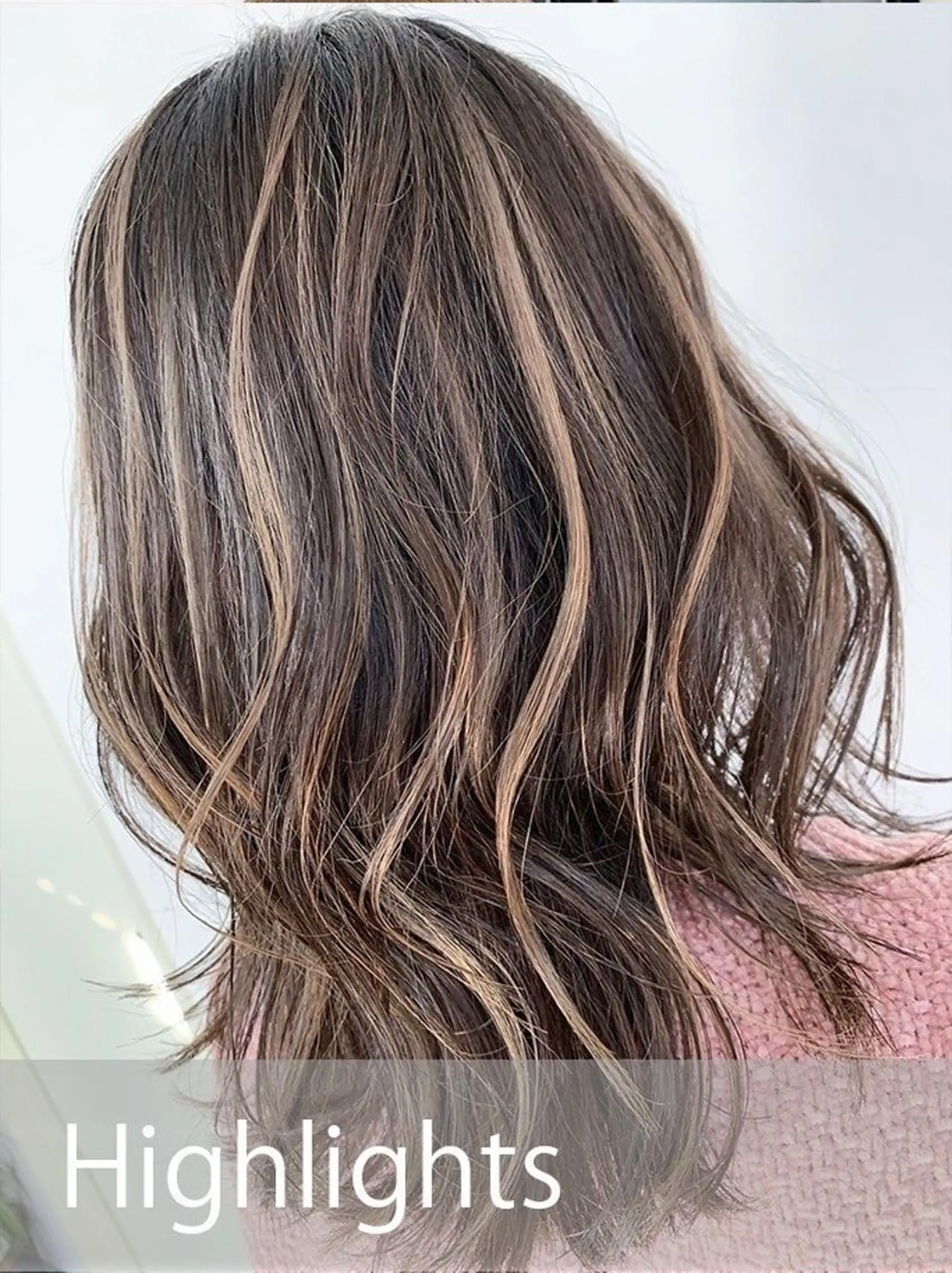 セミロング カラー PEQSS HAIRのヘアスタイル