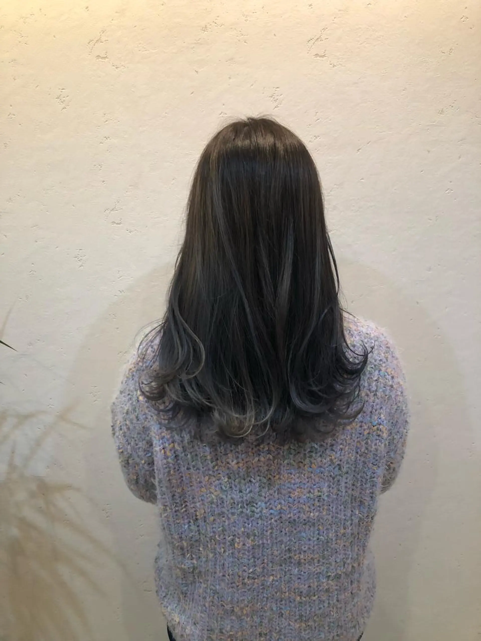 セミロング カラー バレイヤージュ グレージュ レイヤーカット ニュアンスカラー🫧 加納のヘアスタイル