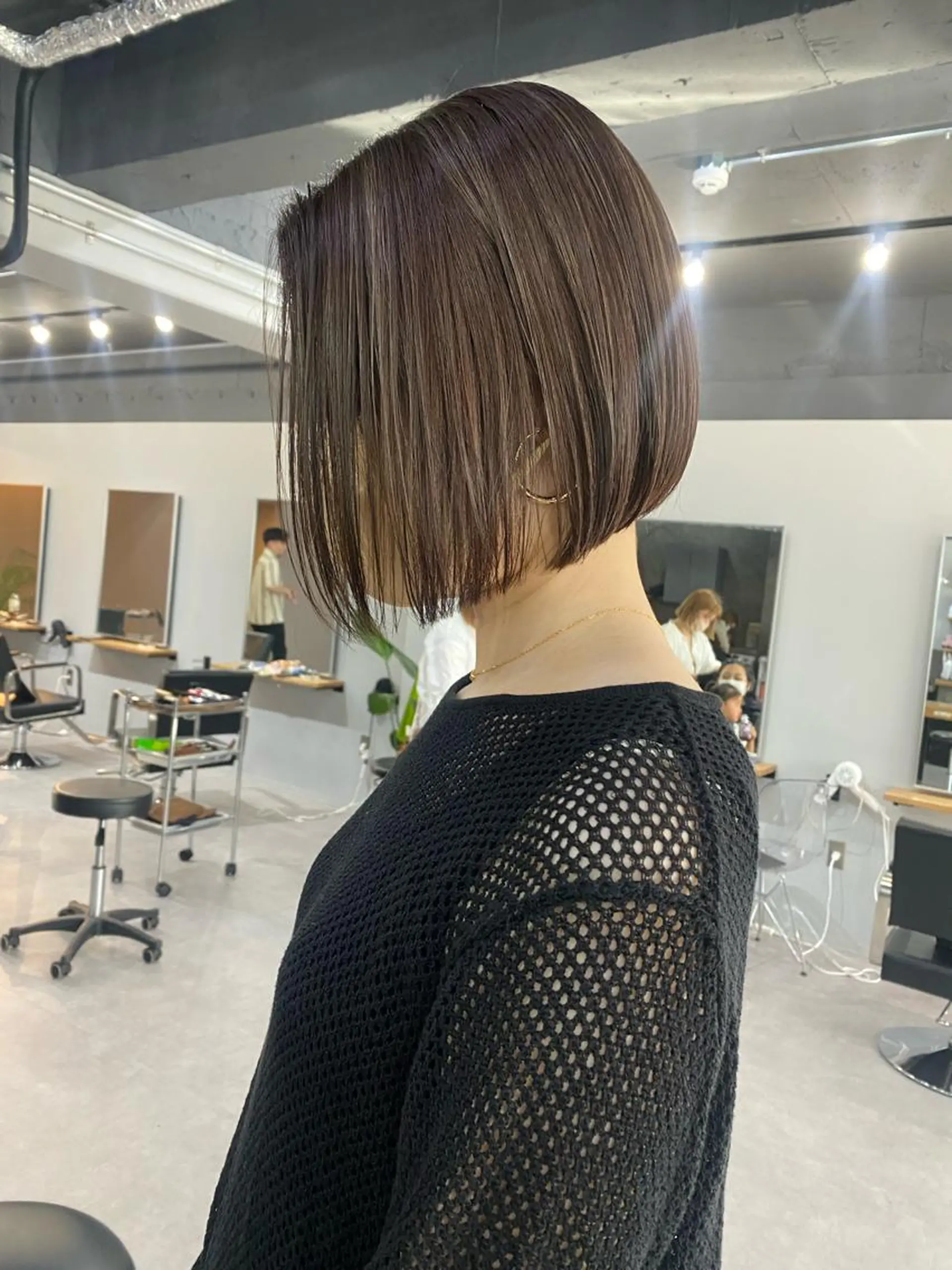 ショート カラー マツエク・マツパ ベージュカラー ハイライトカラー 束感まつ毛 ボブ ハイライト カット ヘアカラー トリートメント 中山 天地のヘアスタイル