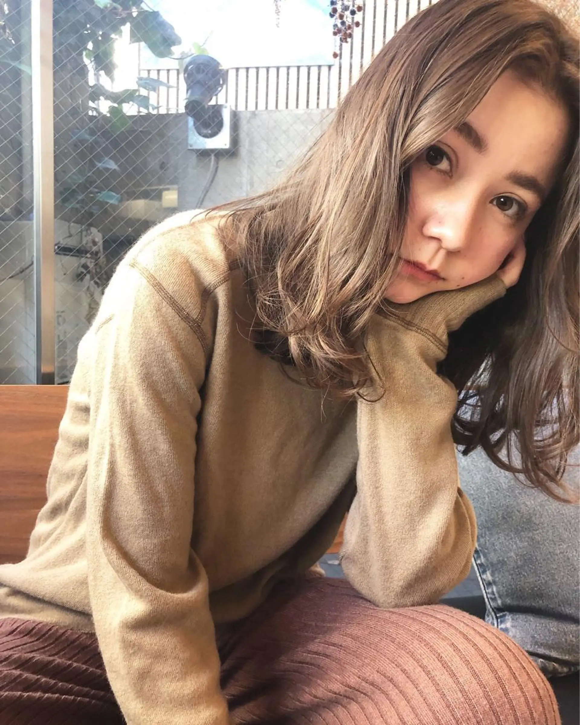 ミディアム カラー ベージュカラー 透明感カラー 外国人風カラー カット ヘアカラー 溝口 恭章のヘアスタイル