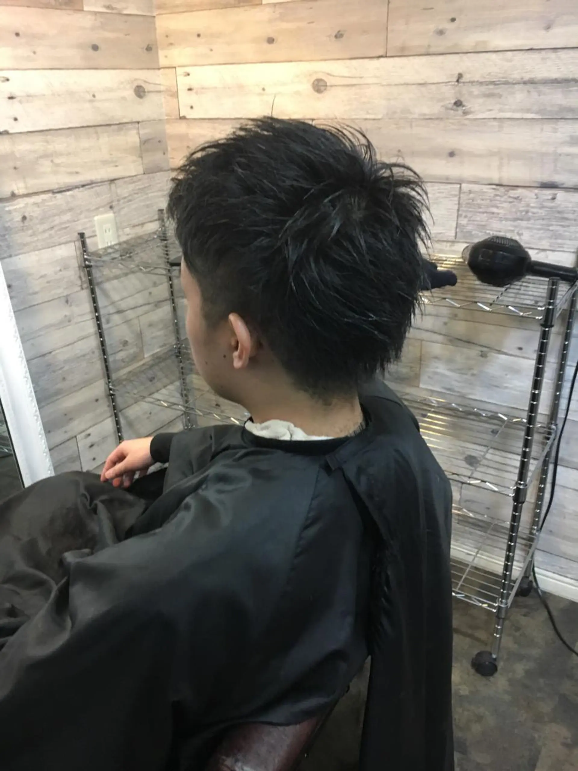 ショート メンズ ﾊｲﾗｲﾄ/ﾚｲﾔｰ ｶｯﾄ/大嶽謙のヘアスタイル