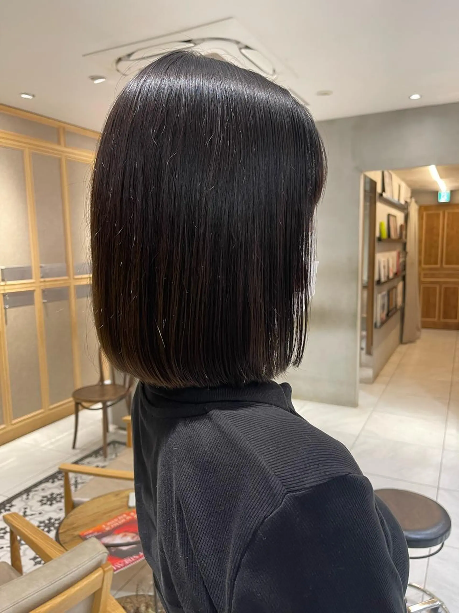 ミディアム ボブ ラベンダー/レイヤー スタイル🤎mamiのヘアスタイル