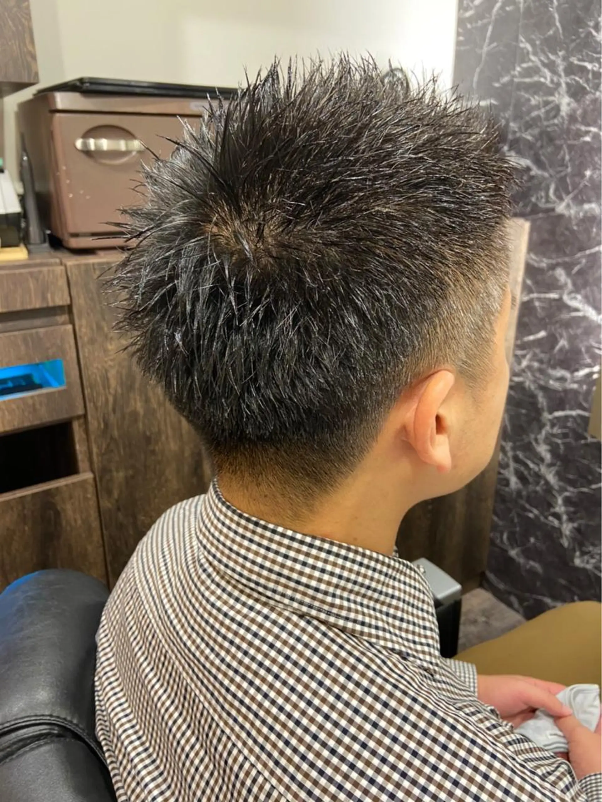 ショート 🐲日比 佳典🐲のヘアスタイル