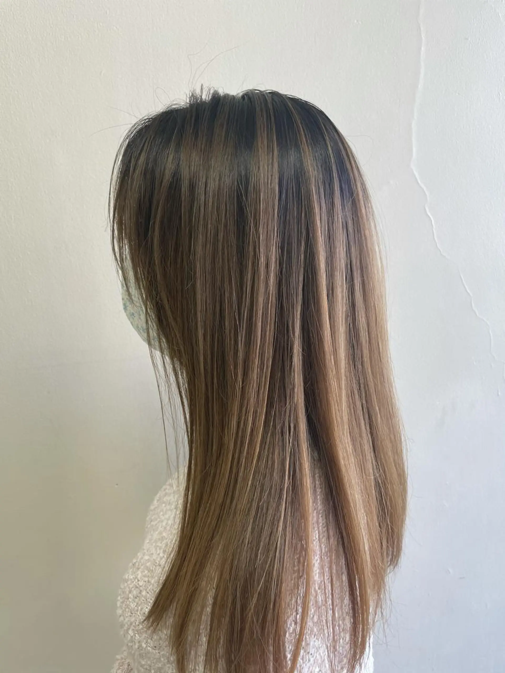 セミロング カラー カラー特化型美容師 保住のヘアスタイル