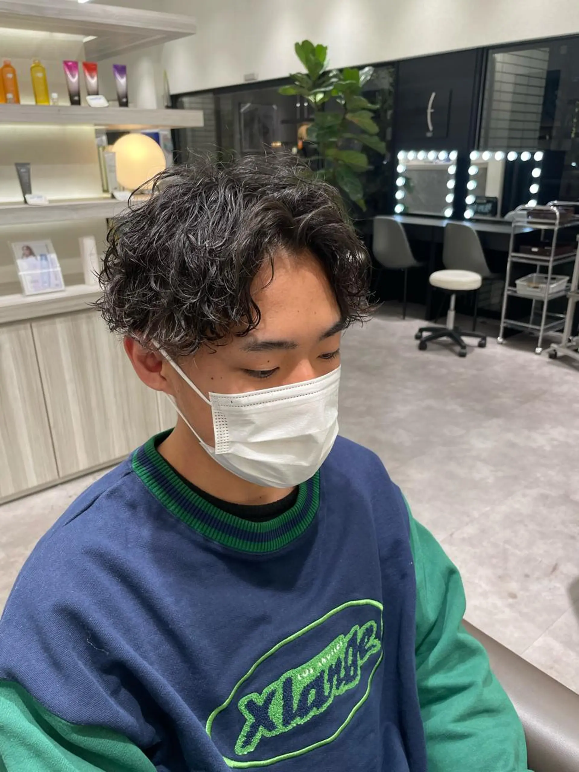 ショート パーマ メンズ メンズブリーチ メンズハイライト メンズメッシュ メンズパーマ メンズツイストパーマ カット パーマ メンズ特化/矢場町駅 徒歩1分/岡本一真のヘアスタイル