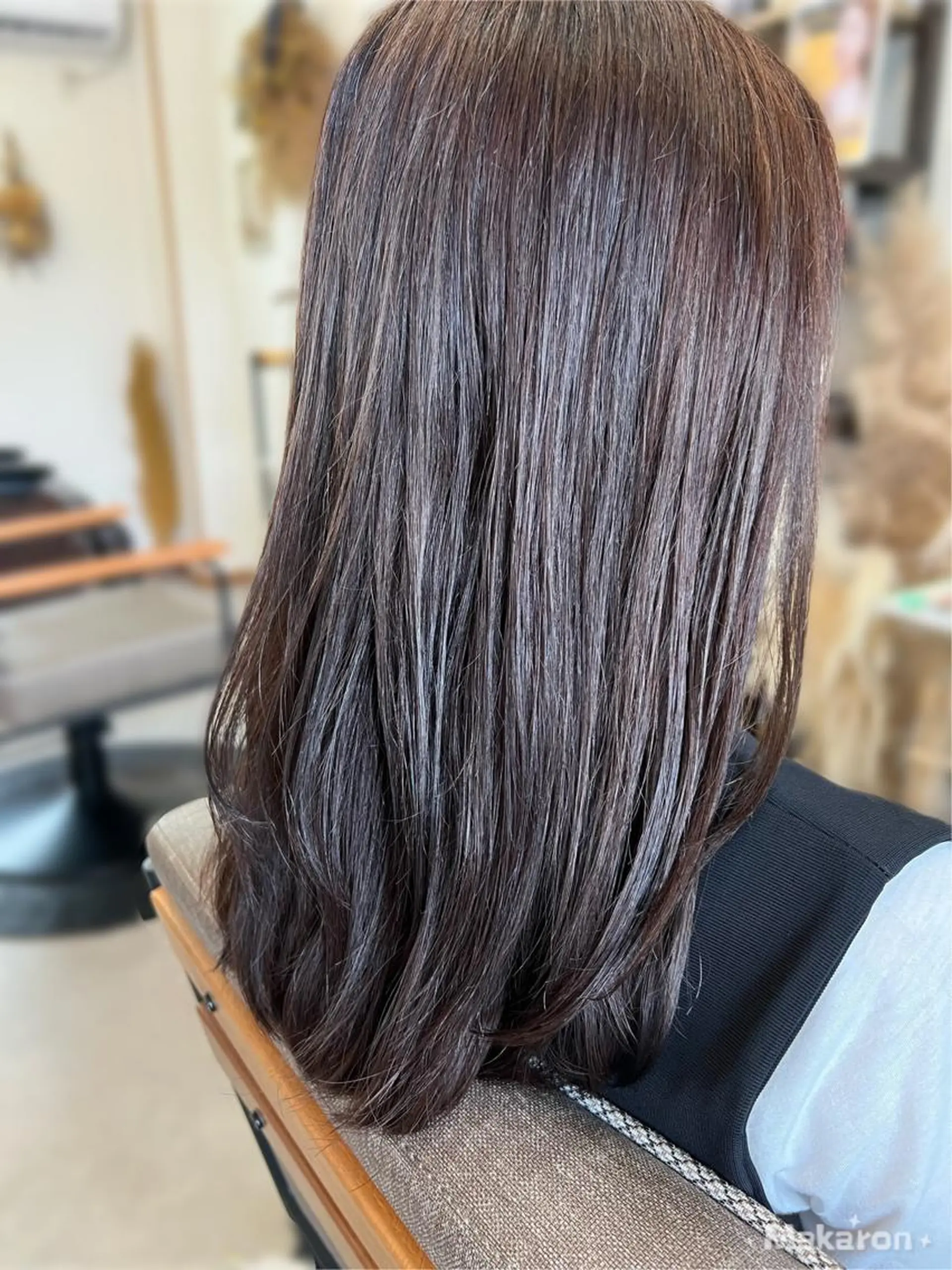 ロング カラー グレージュ シルバー hair works raptureのヘアスタイル