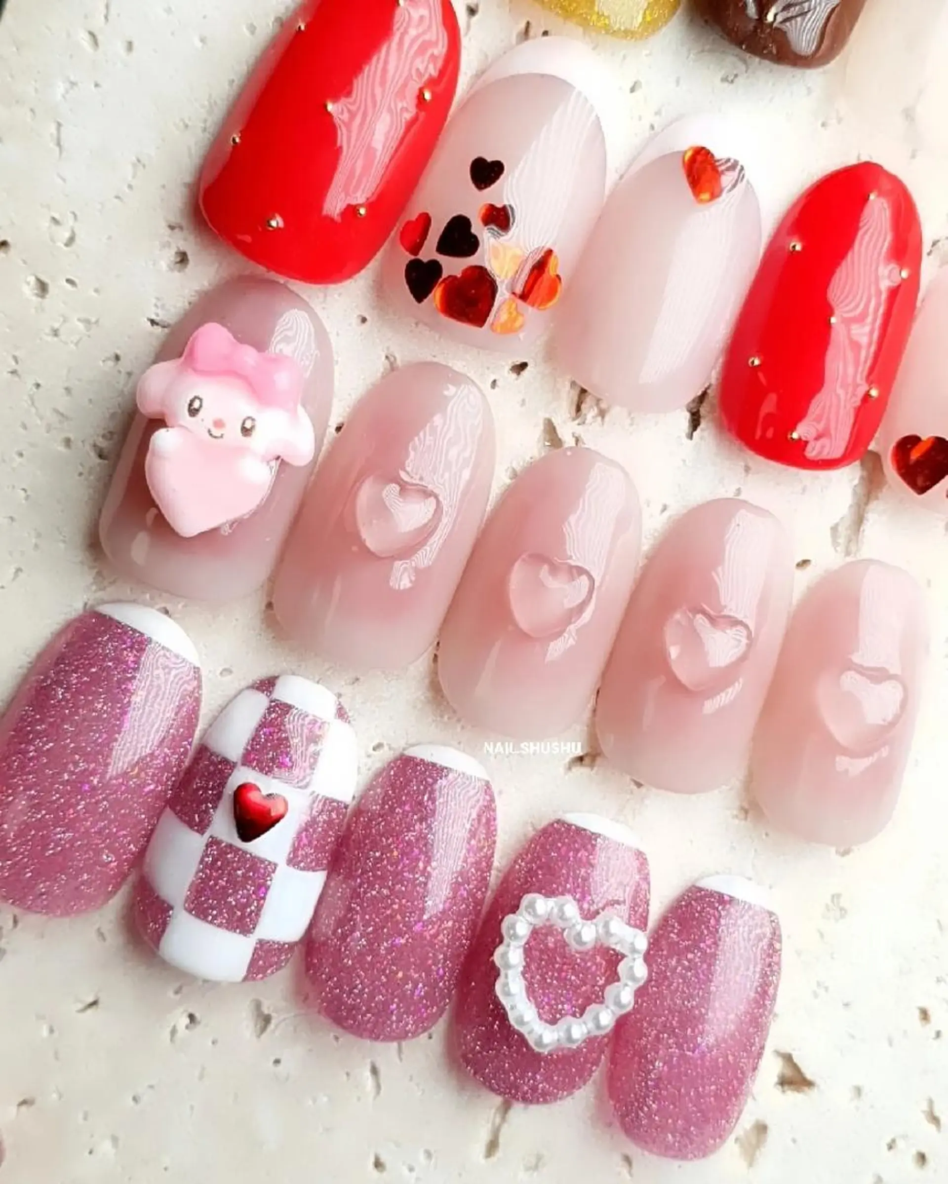 ネイル 持ち込み ニュアンスネイル シンプルネイル 冬ネイル 3dパーツ/流行り 👧shushu❤️のネイルデザイン