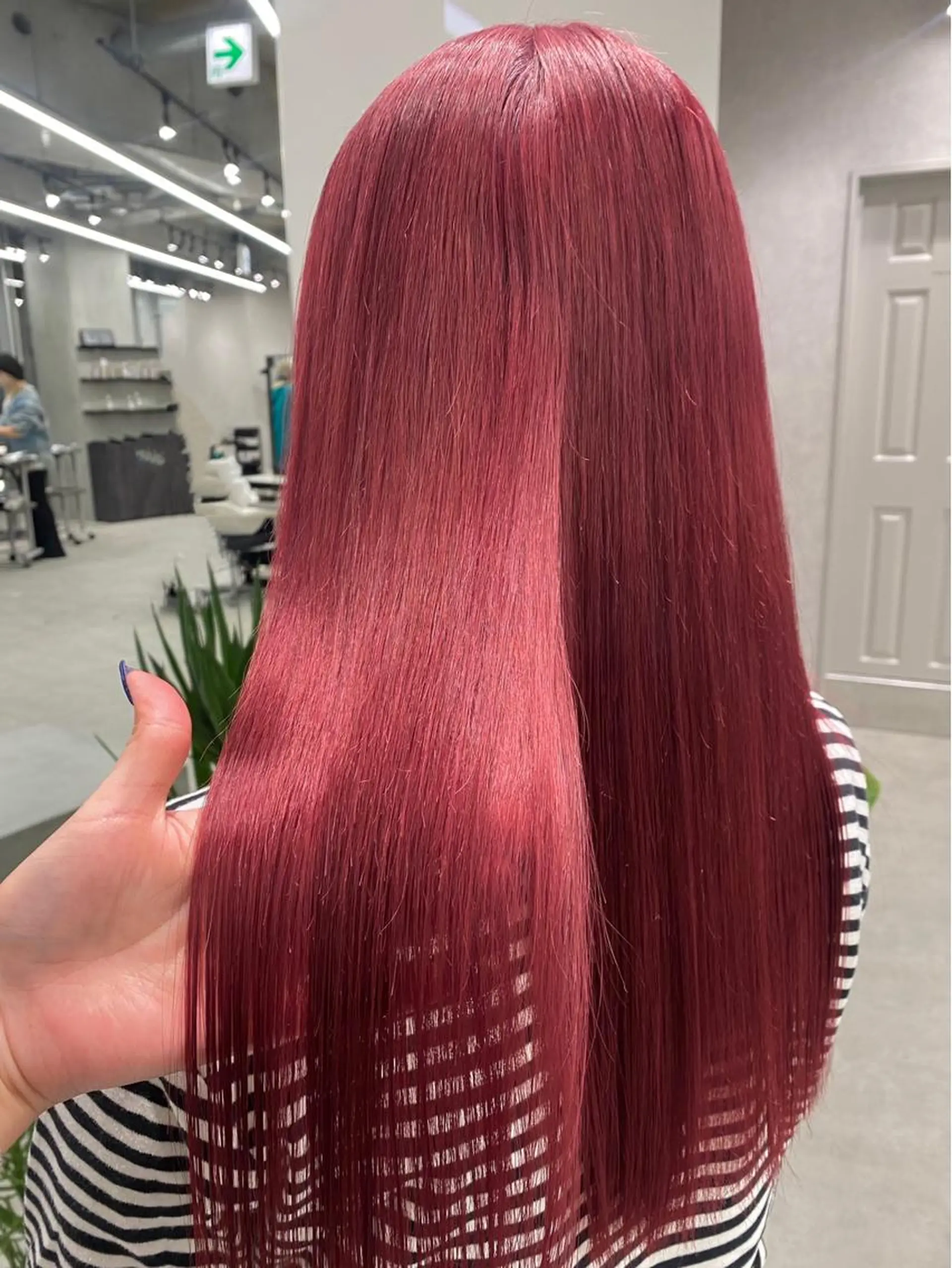 カラー ブリーチ レッドカラー dot .tokyo color所属・中村 彩夏のヘアスタイル