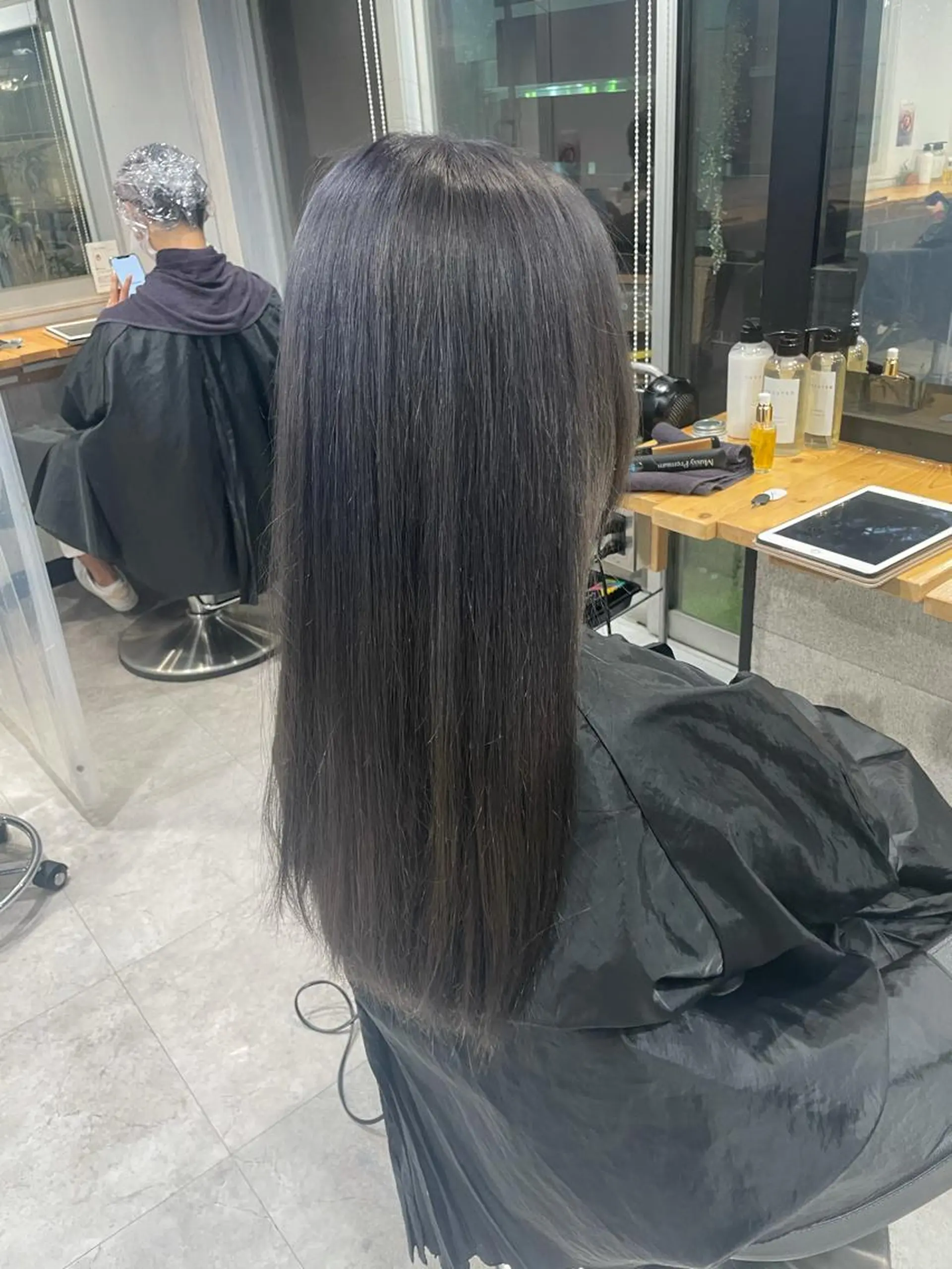 ロング カラー ブリーチ グレージュ ミルクティーグレージュ 🦋ハイトーンボブ ショート🦋トシキのヘアスタイル