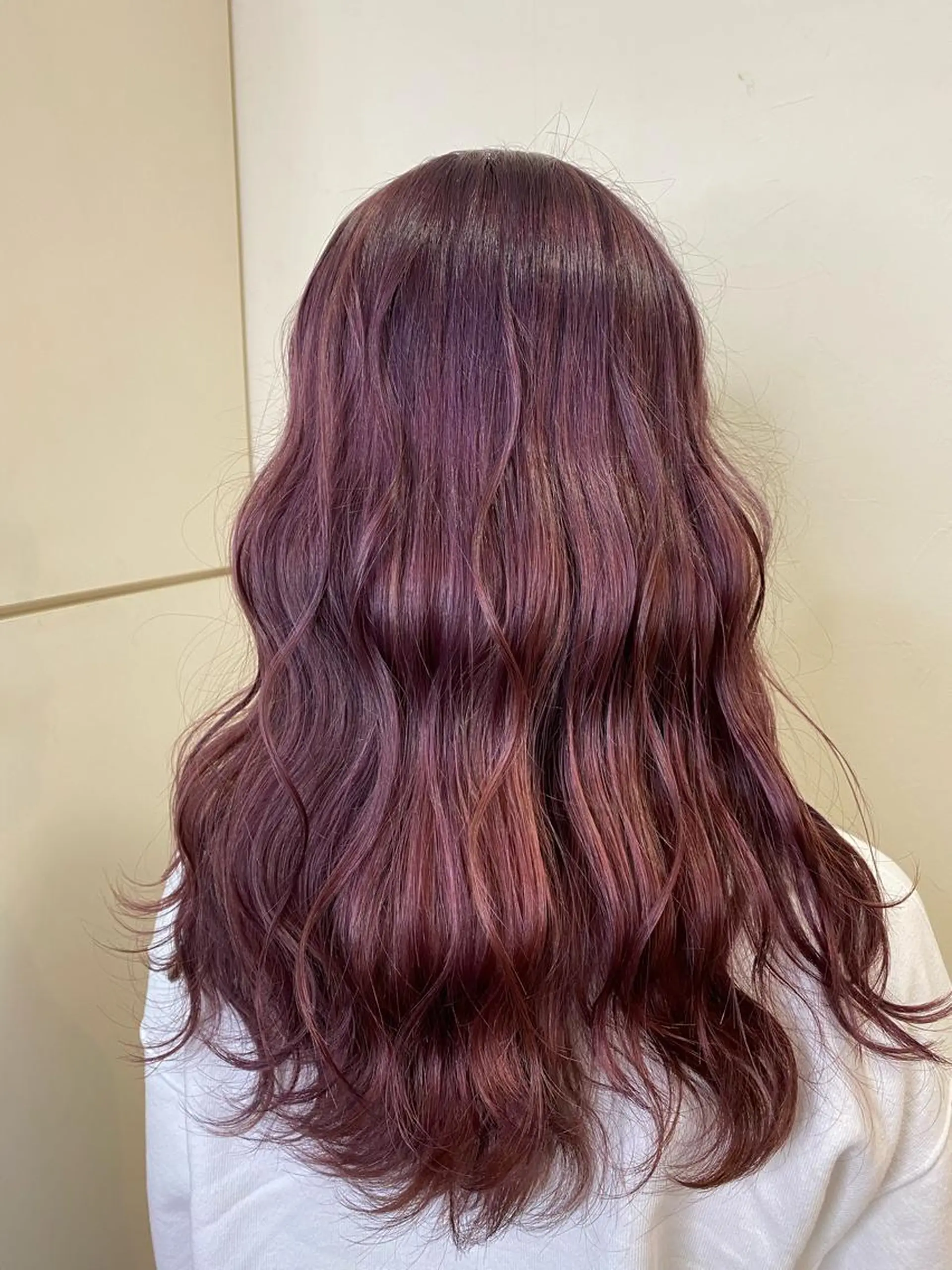 セミロング カラー ブリーチ ラベンダーカラー ピンクカラー ピンクラベンダー ヘアカラー トリートメント 梅田中崎町髪質改善 /オキヒロト/エコルのヘアスタイル