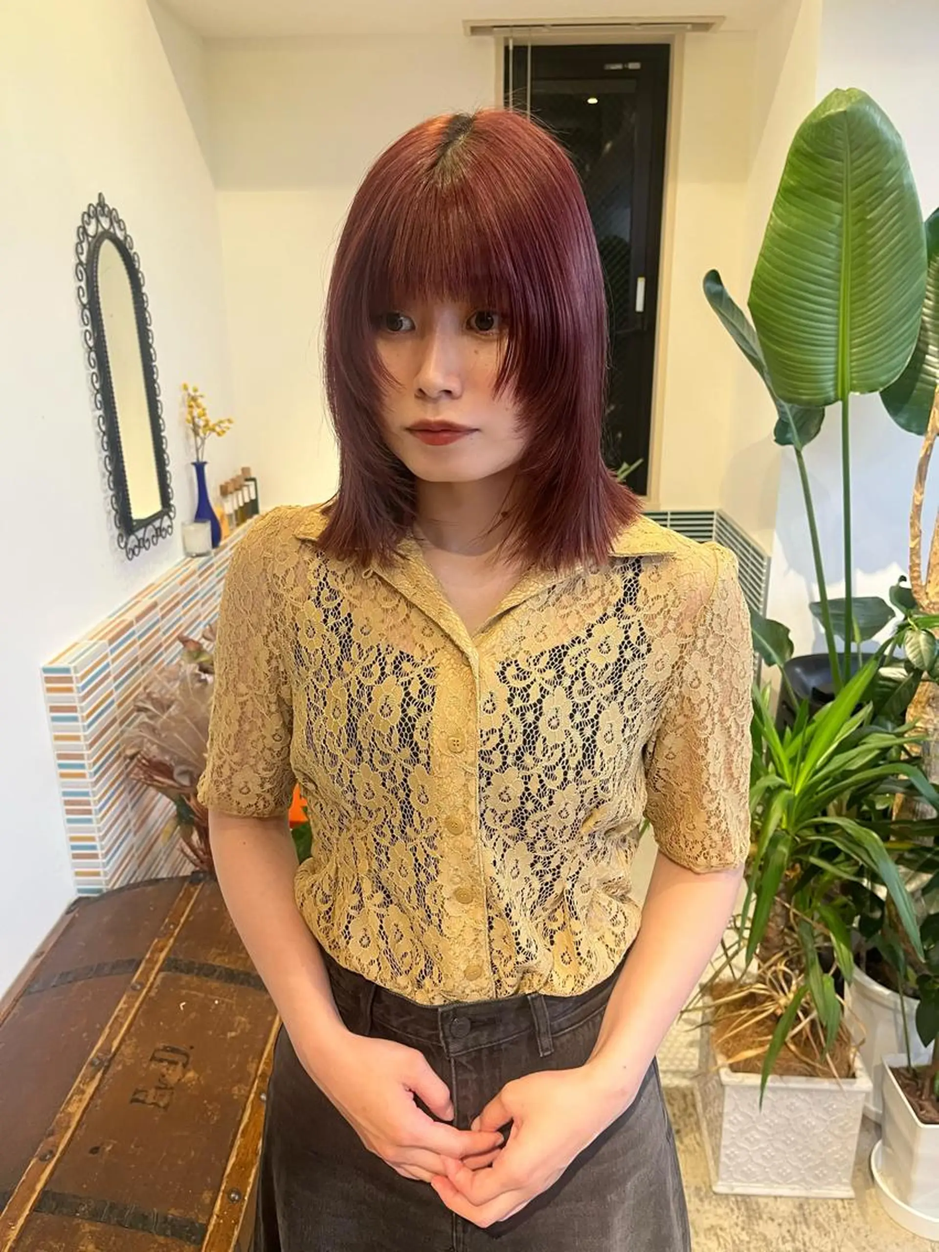 ミディアム カラー ブリーチ ボルドーカラー ヘアカラー トリートメント 🩷ハイトーン透明感 レイヤー🩷ユリカのヘアスタイル