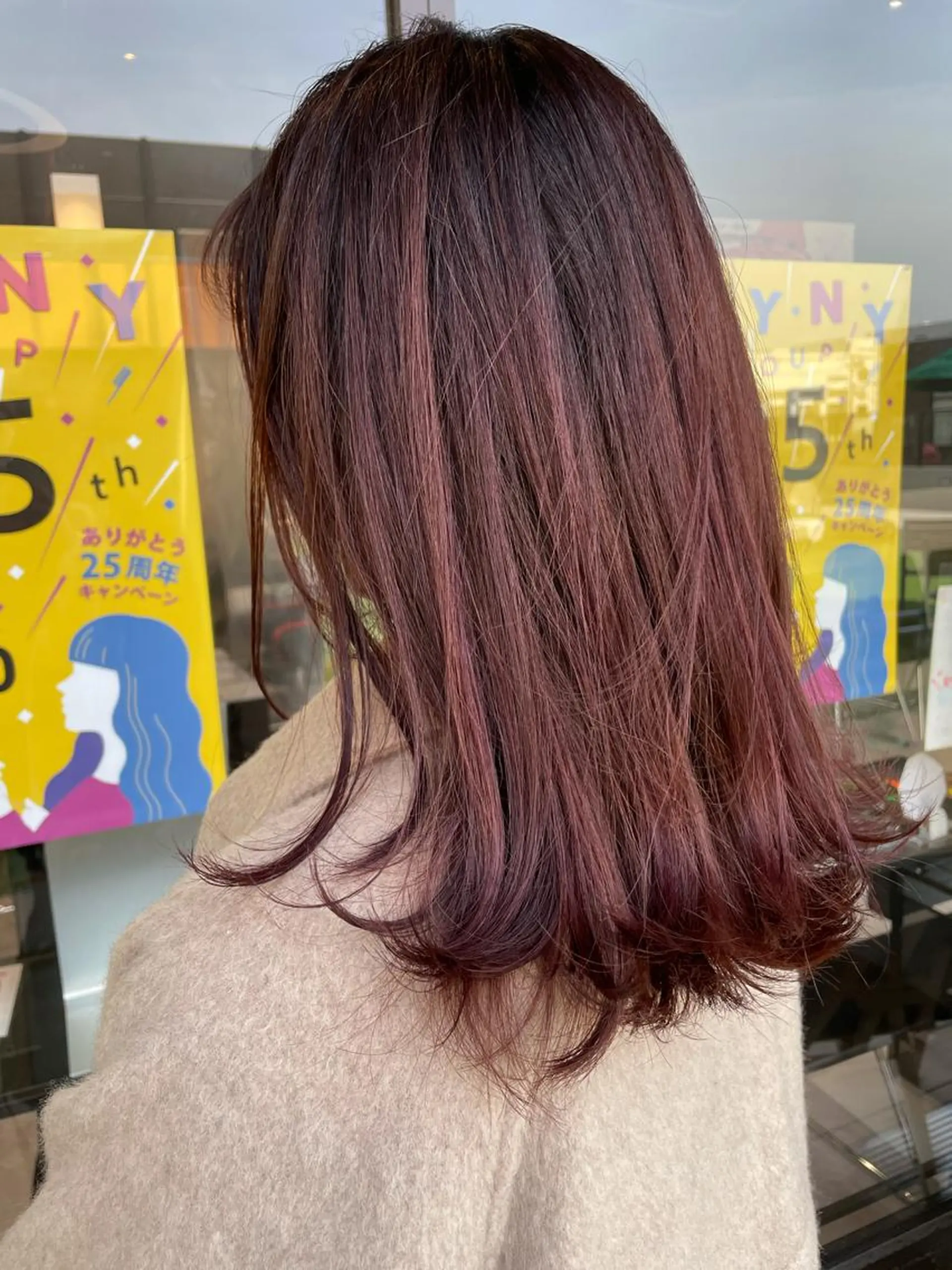 ミディアム カラー グラデーションカラー ピンクカラー メンズヘア特化 崎田 成人のヘアスタイル