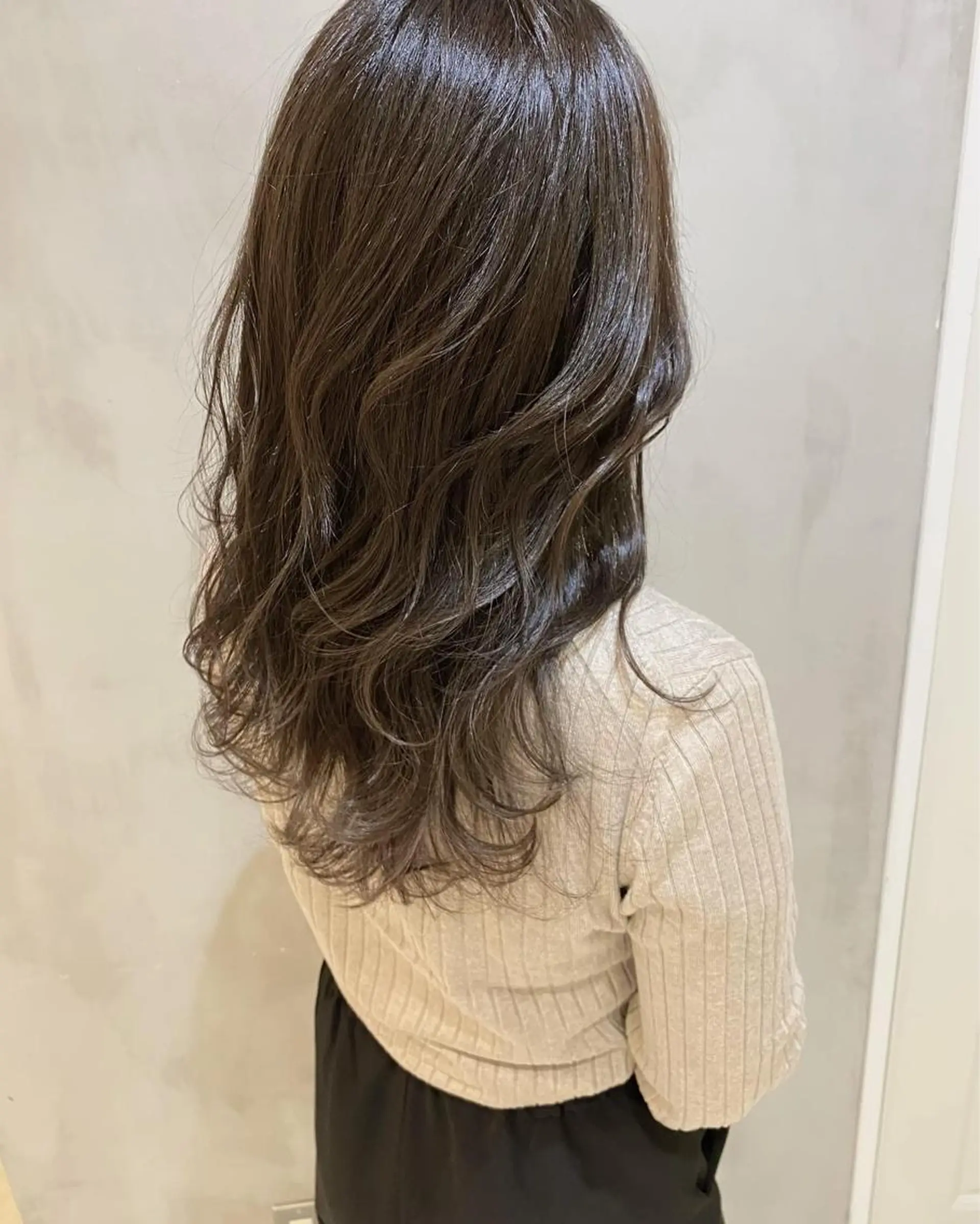 セミロング カラー ヘアアレンジ ネイル マツエク・マツパ 透明感カラー ハイライトカラー 外国人風カラー ハイライト 学生 夜23時まで予約🉑 reverieあきらのヘアスタイル