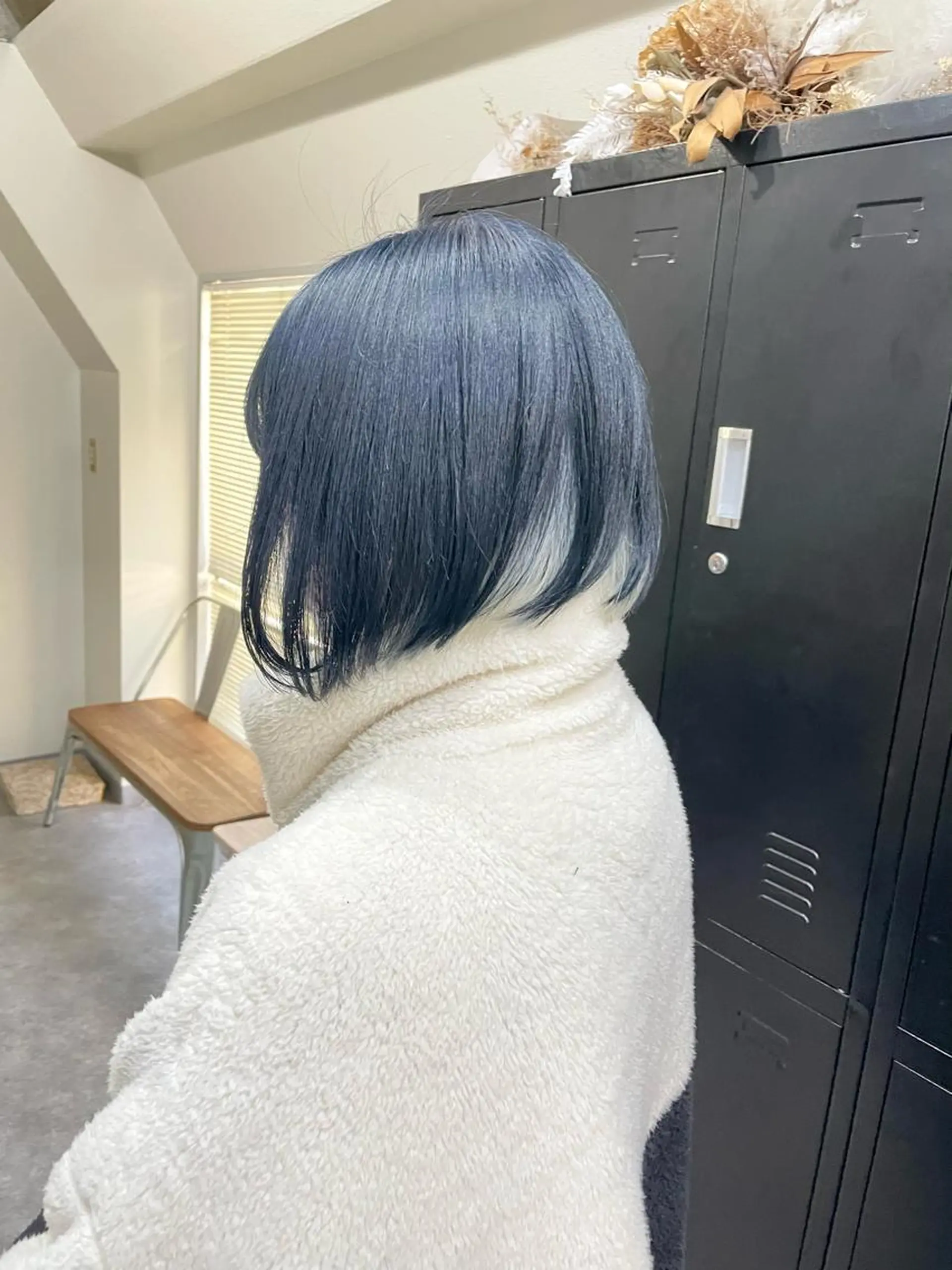 ショート カラー パーマ ヘアアレンジ メンズ キッズ ネイル マツエク・マツパ アイブロウ メンズバレイヤージュ メンズブリーチ メンズハイライト メンズインナーカラー メンズ韓国風 ヘアカラー トリートメント ヘアセット 切りっぱなしヘアボブ ミディアムヘアRYOのヘアスタイル