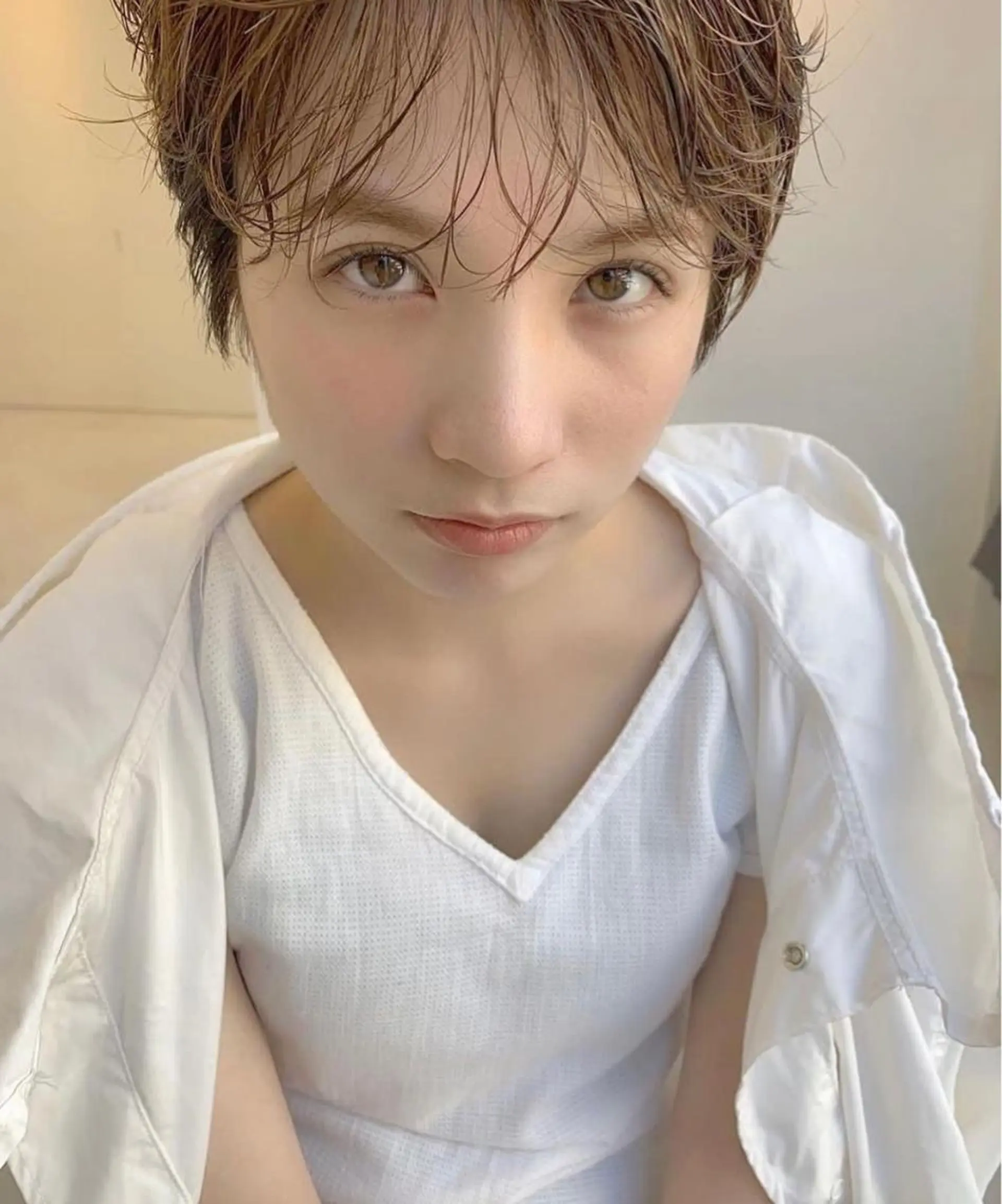 ショート カラー オリーブカラー ショートヘア haco＋所属・圧倒的デザイン力 店長🎨RENAのヘアスタイル