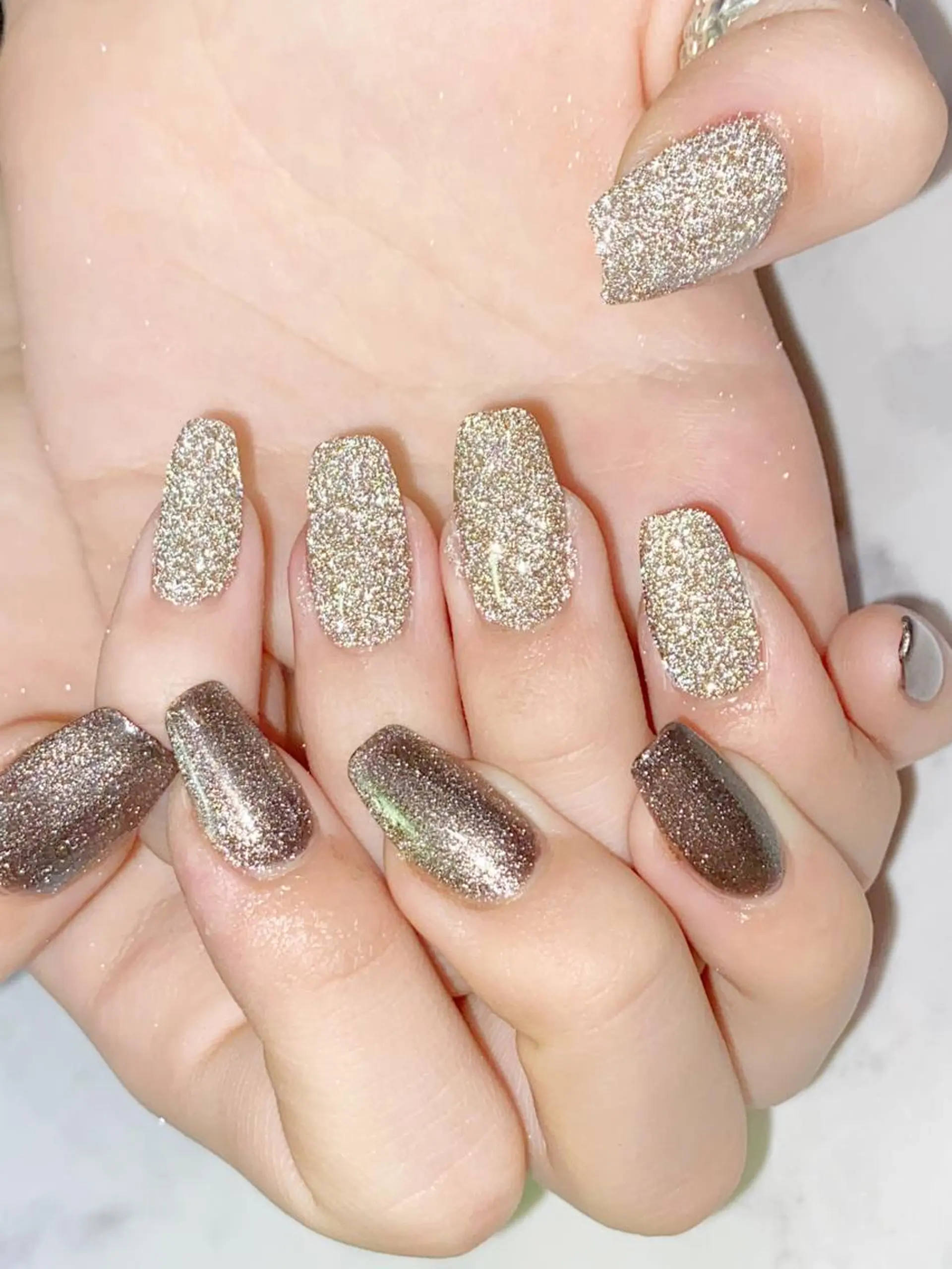 ネイル 長さ出し フラッシュネイル スカルプネイル シンプルネイル ハンドネイル YUN 💅のネイルデザイン