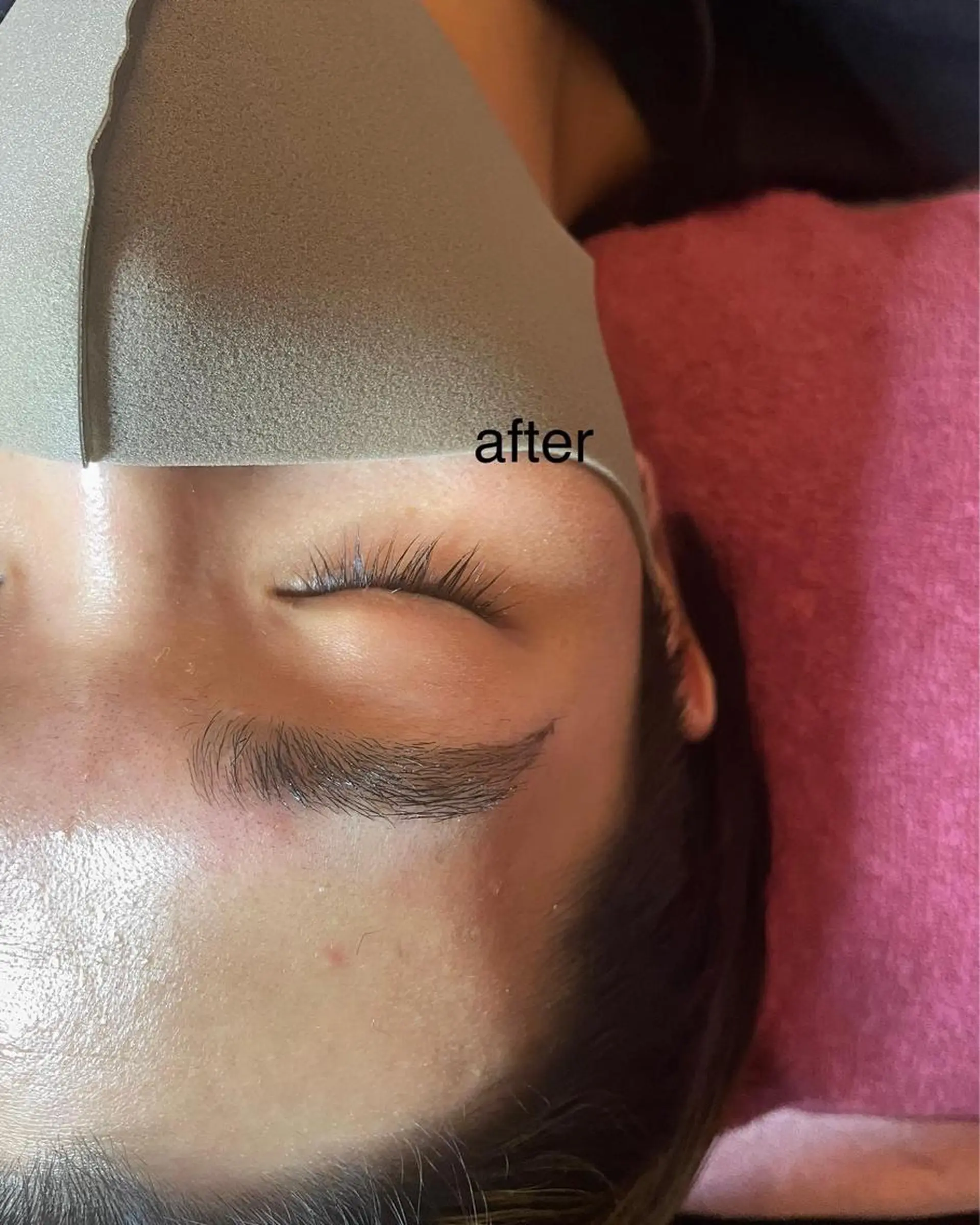 アイブロウ 松下 千恵のネイルデザイン