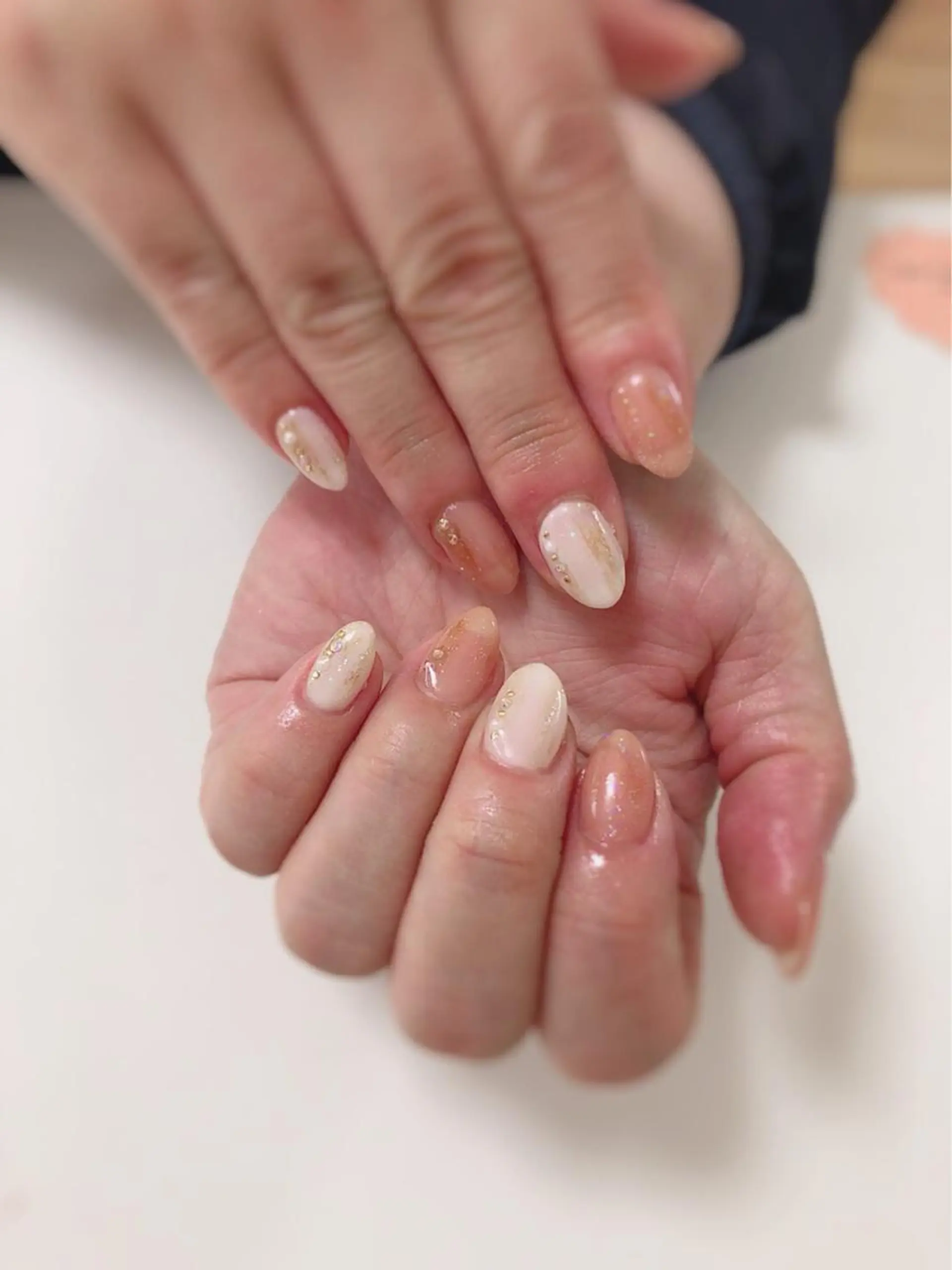 ネイル アートネイル 長さ出し フットネイル グリーン ニュアンスネイル Lily Roseスタッフ一同のマツエク・マツパデザイン