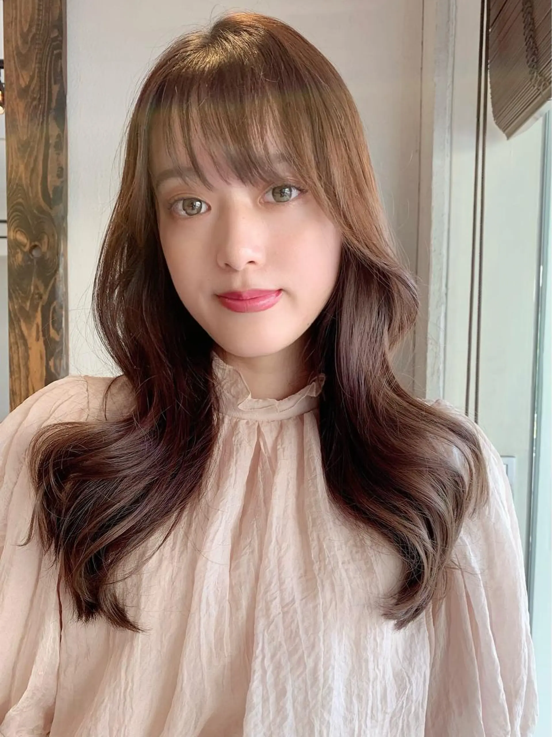 ロング カラー 透明感/オリーブ/ グレージュ/YUKAのヘアスタイル