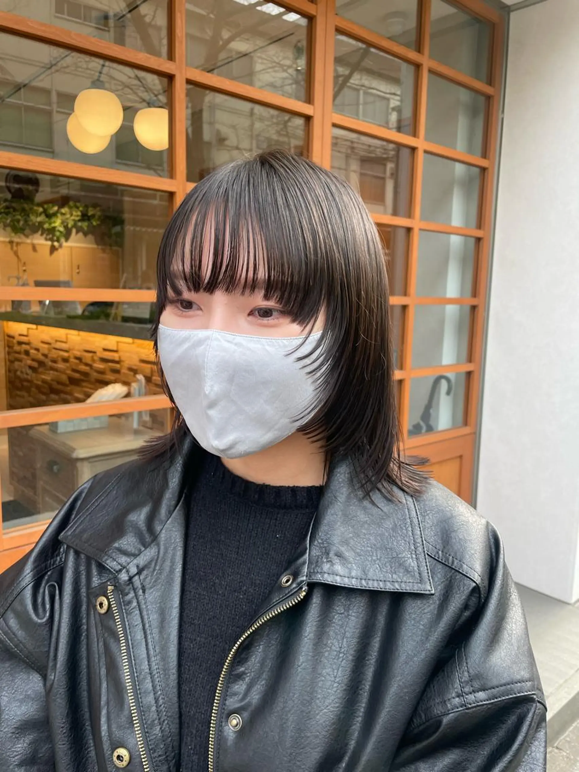 ミディアム カラー 顔周りカット 姫カット ワイドバング ウルフカット 若林 良のヘアスタイル