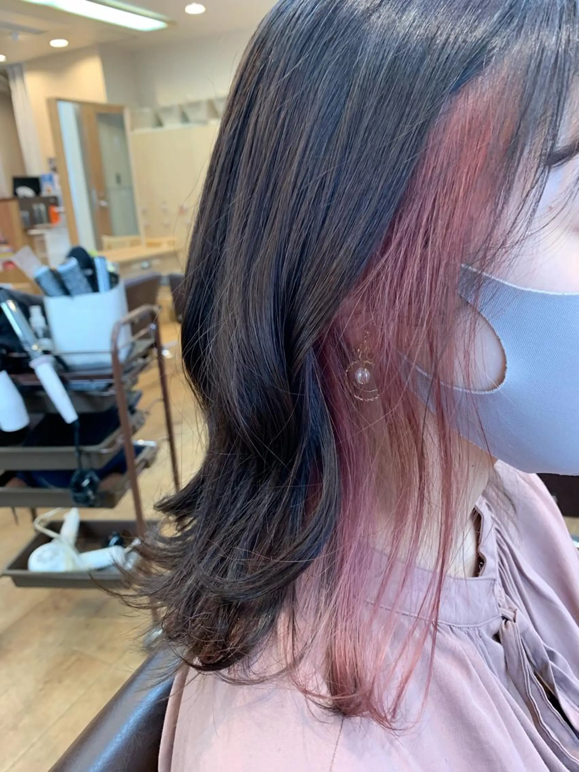 ミディアム カラー ピンクカラー ヘアカラー yuri🌼 NUMBER 天王寺のヘアスタイル