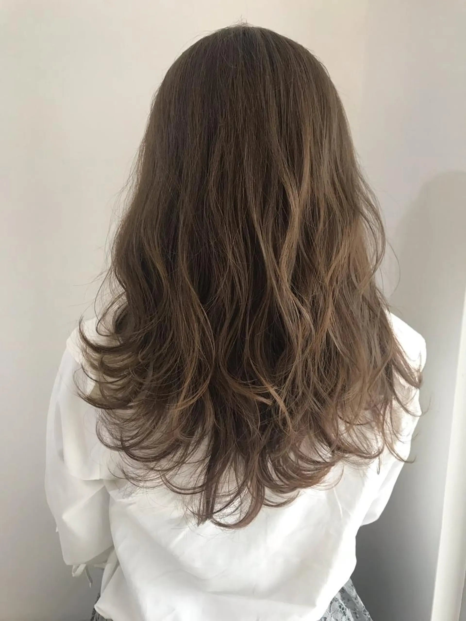 ロング 💫カットはなんでも 得意です✂️のヘアスタイル