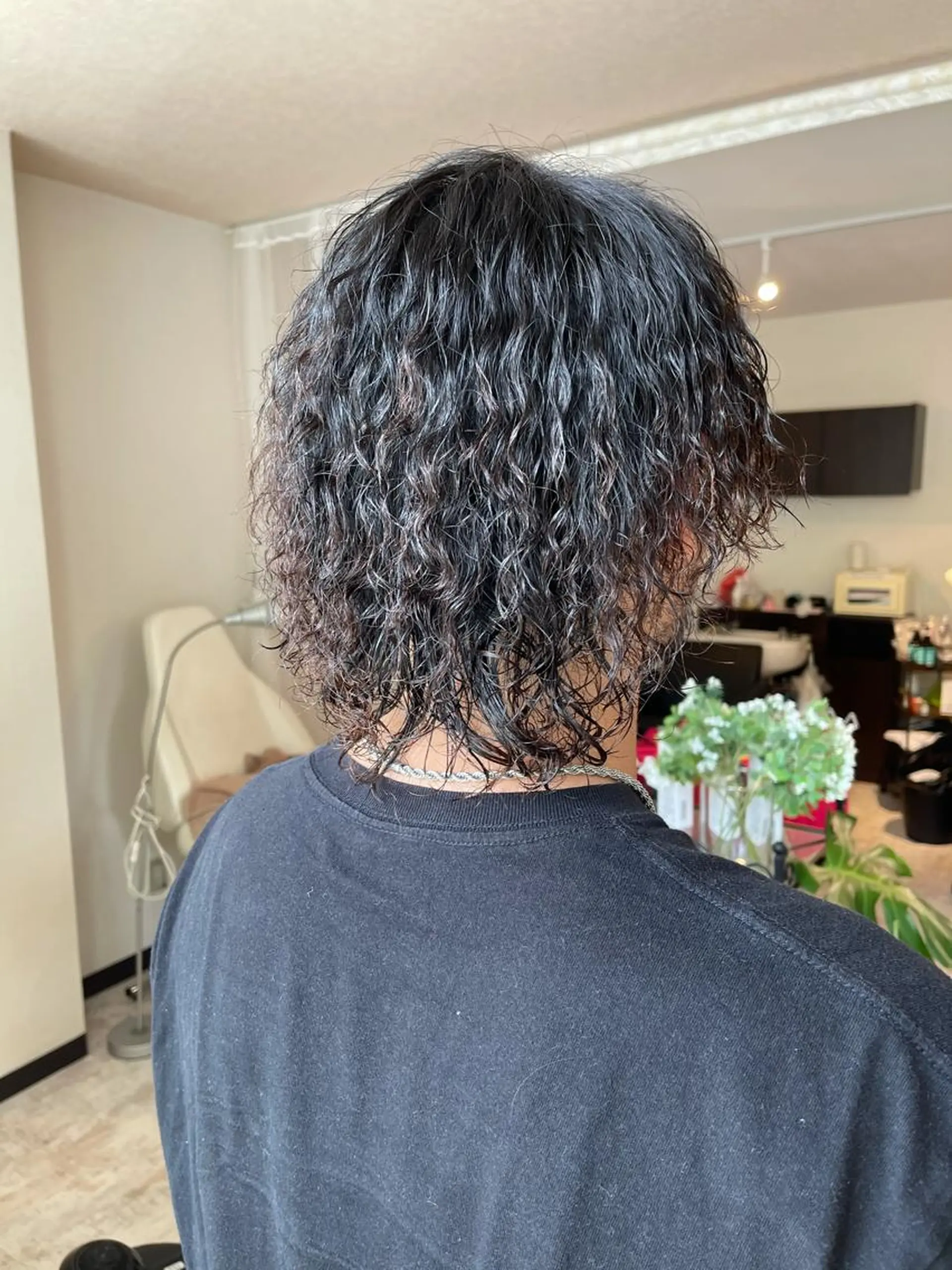 パーマ メンズ ヘアカラー トリートメント 渋谷🤍ハイトーン、 エクステ🤍アミルのヘアスタイル