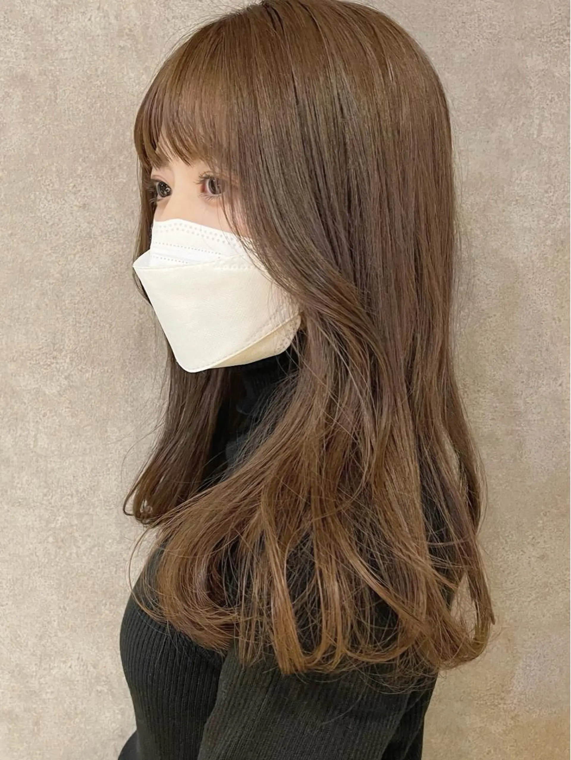 ロング カラー TRENCH　相澤 果歩のヘアスタイル