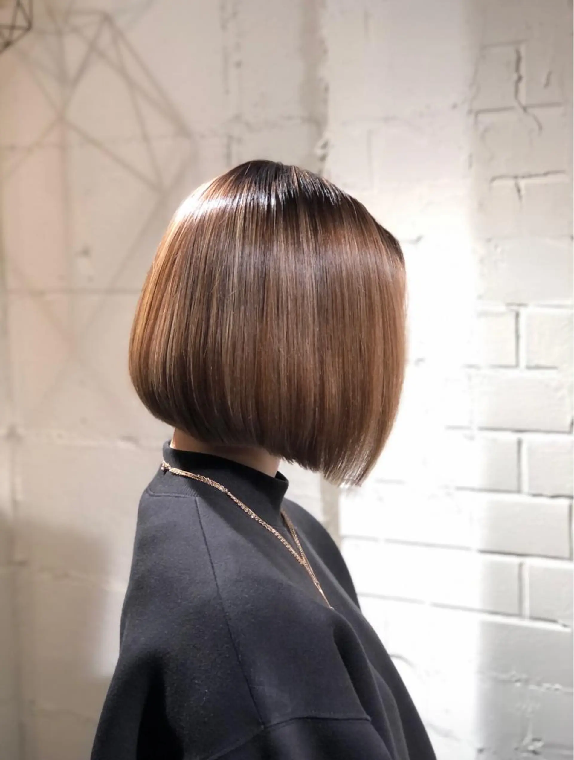 ミディアム ボブ 泉 堅也のヘアスタイル