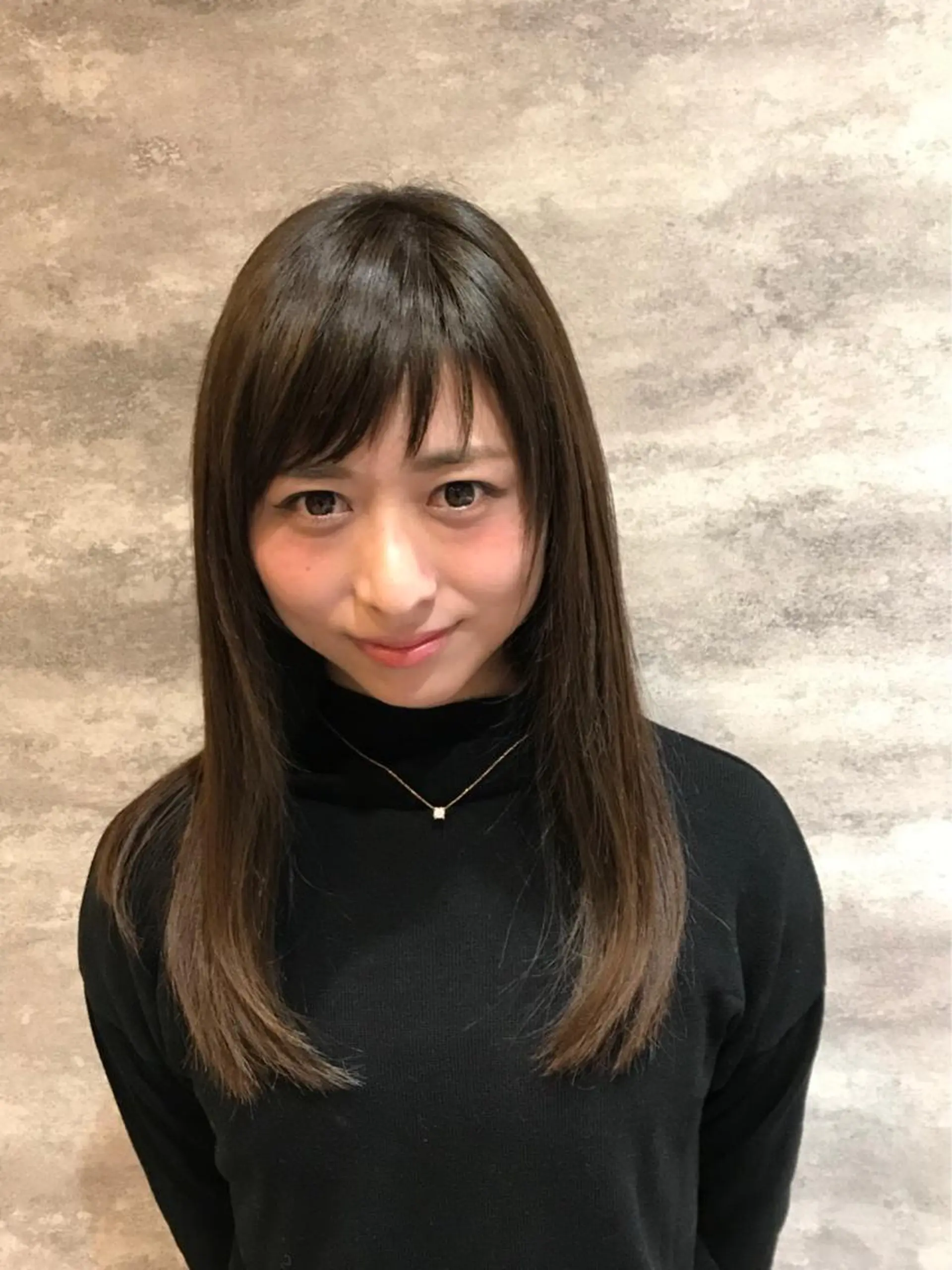 セミロング カラー シースルーバング 🫟Blanco🫟 Color&Careのヘアスタイル